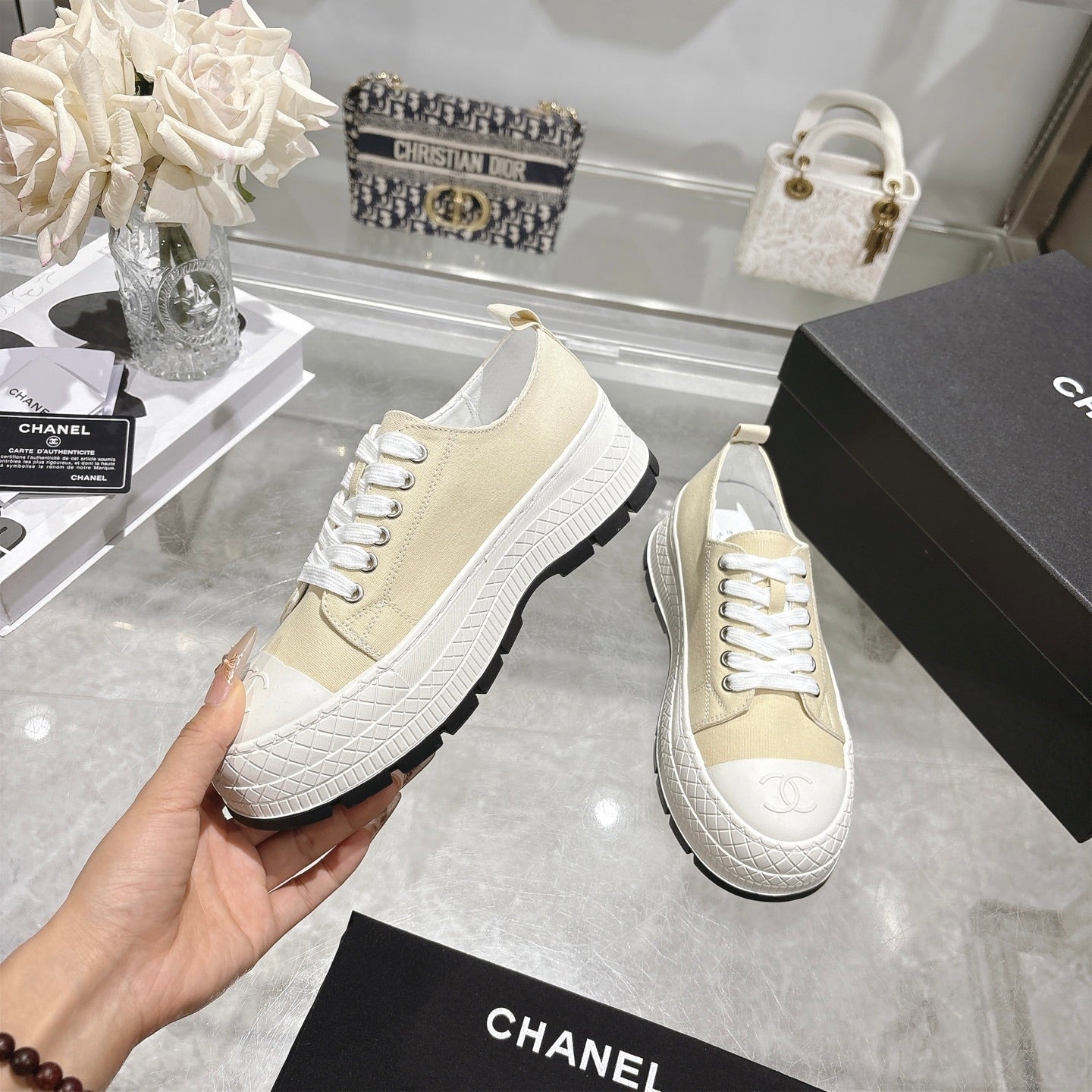 CC 26s Biscuit Shoes Canvas Sheepskin 989588