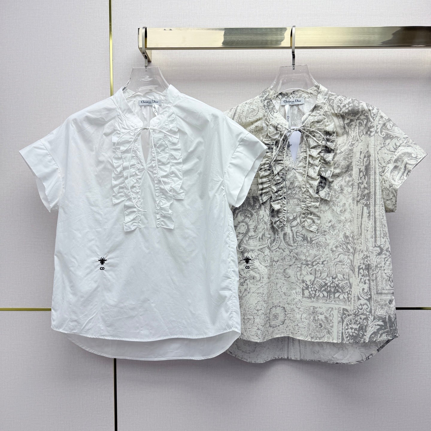 CD 26 Collar Short Sleeve Shirt in Cotton 389442