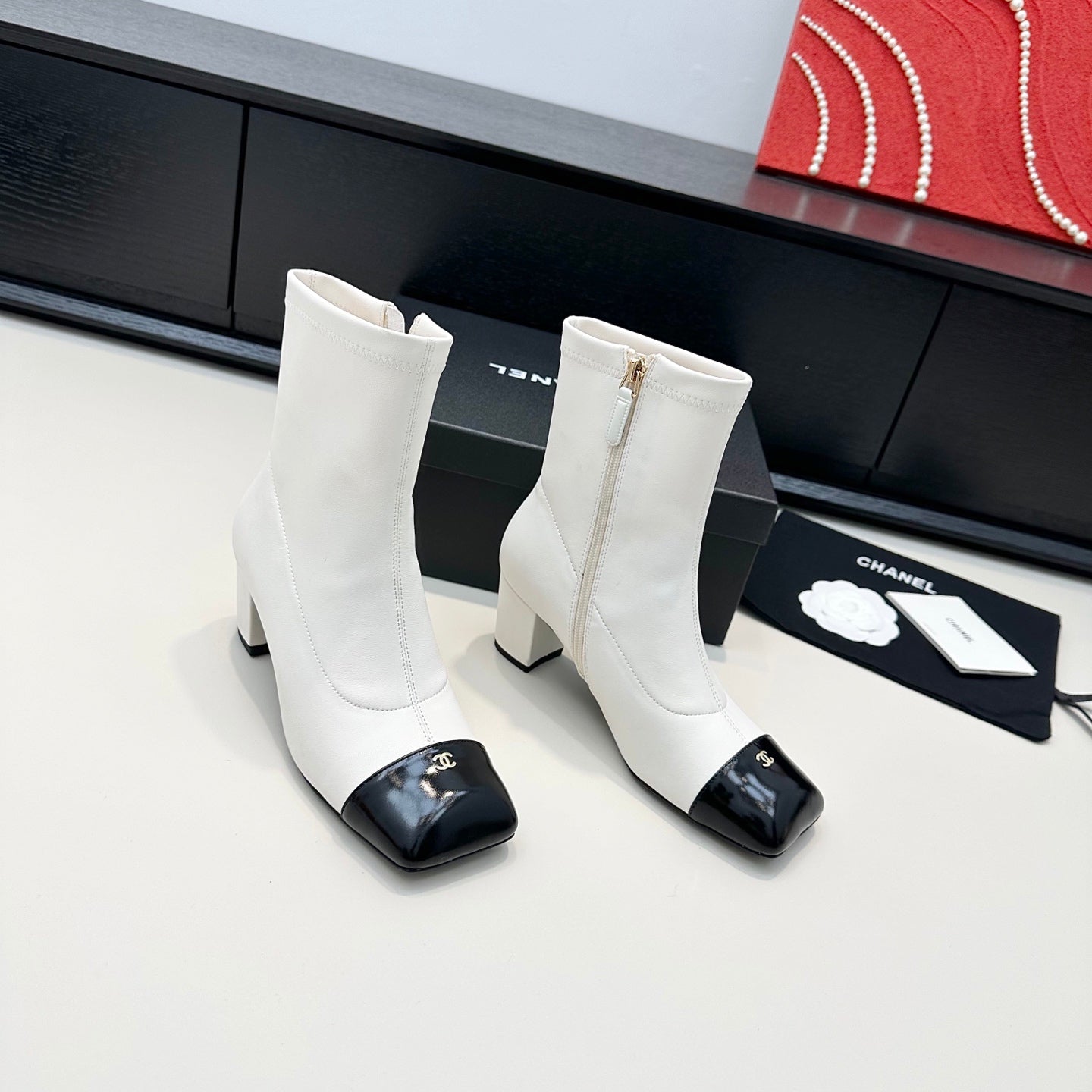 CC 26s Square Toe Blocked Heel Ankle Boot Sheepskin 992588
