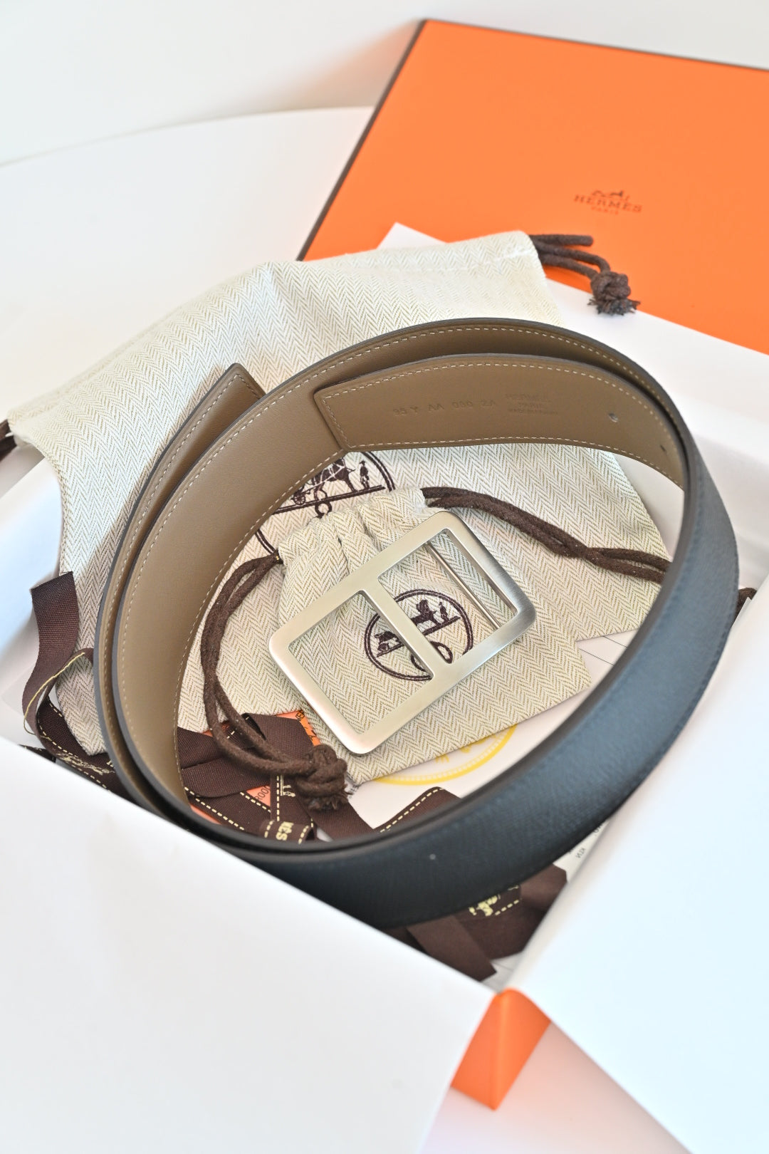 Hermes FW26 Gamma Reversible Belt 38mm Smooth Leather 219891