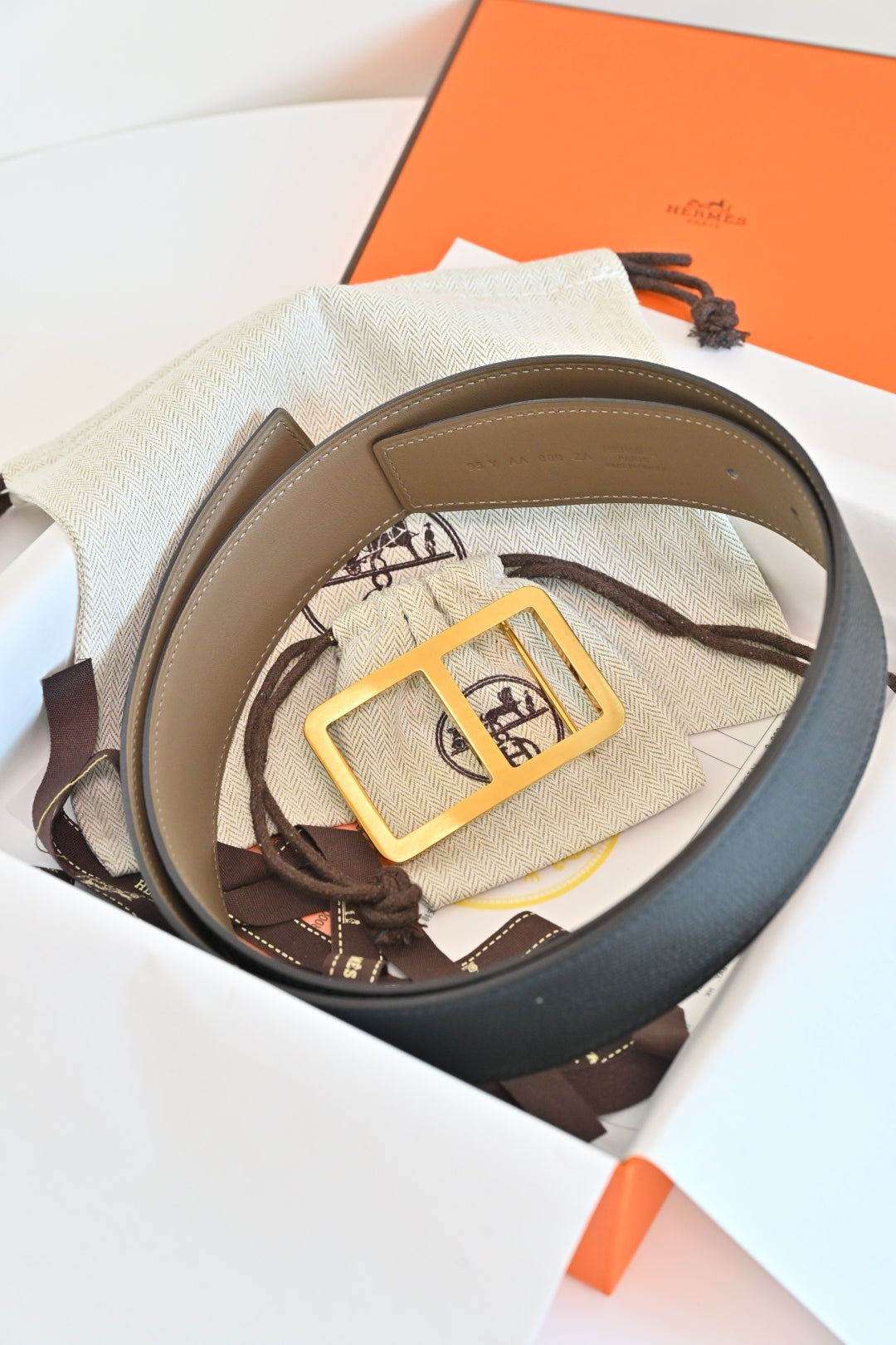 Hermes FW26 Gamma Reversible Belt 38mm Smooth Leather 219891