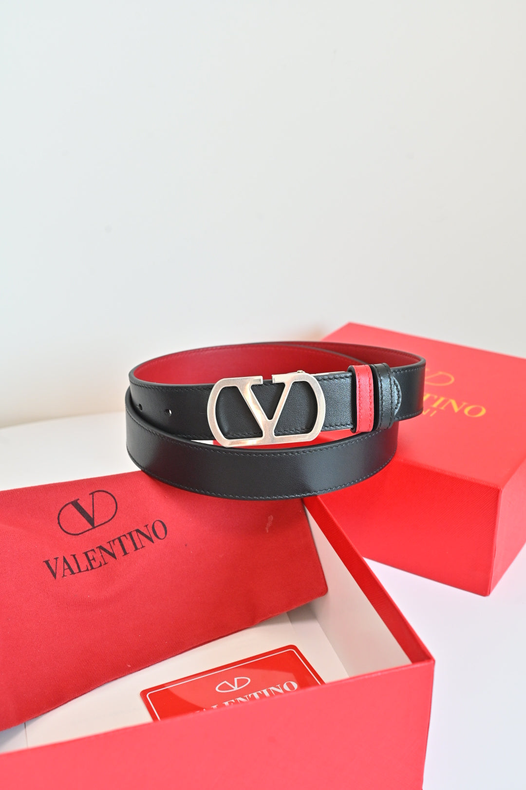 Valentino FW26 VLogo Reversible Belt 30mm Smooth Leather 219991