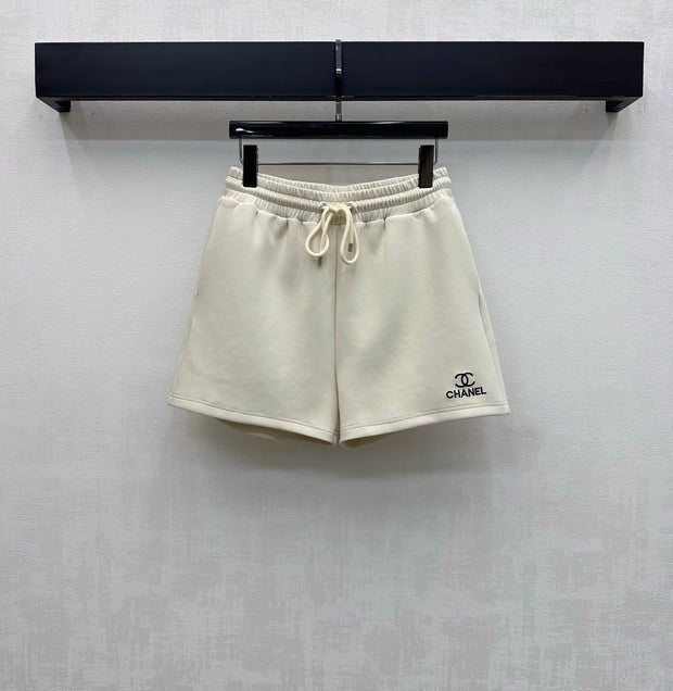 Chanel 2026 Vest And Shorts Set Cream Polyester 314910