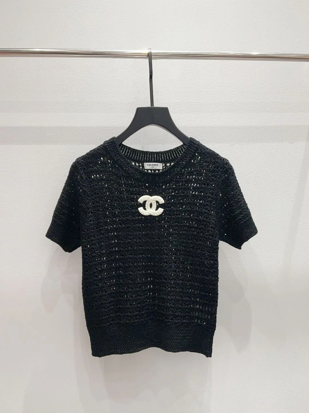 Chanel 2026 Knitted T-shirt Black Pink White Wool 355300