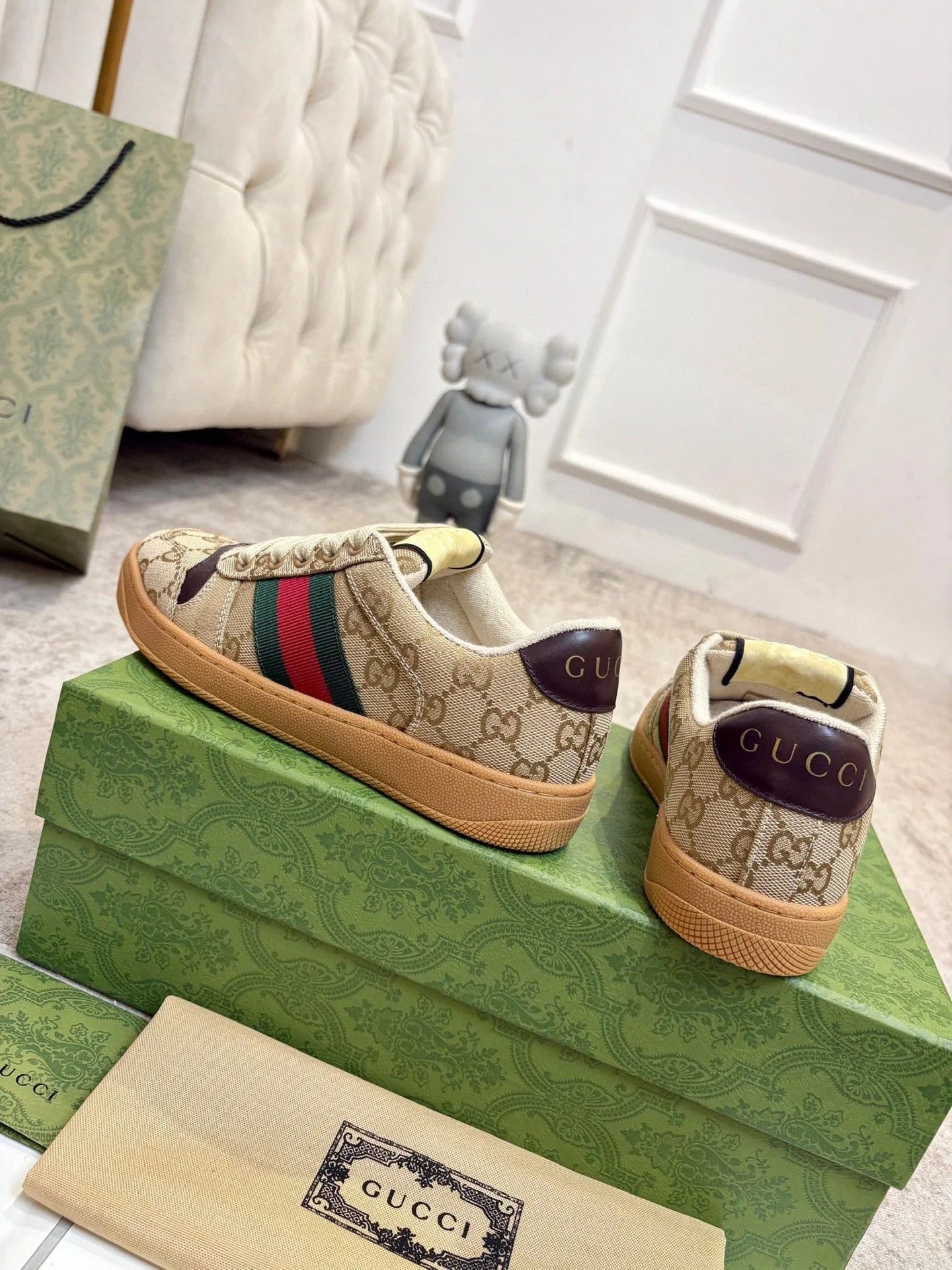 GG 26ss Screener Sneaker Beige Brown Canvas Cowhide 697183