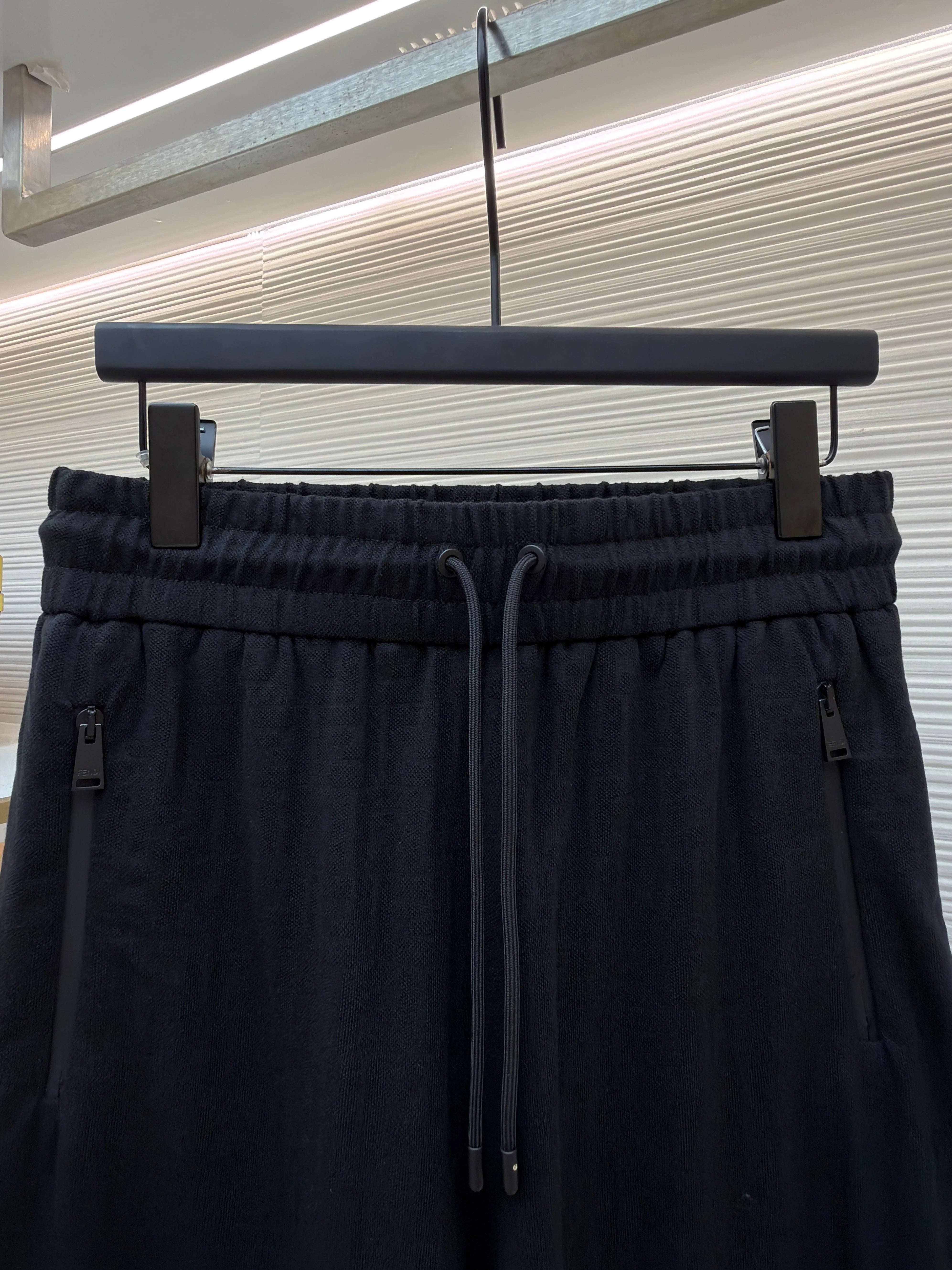 Fendi 2026 Men's Jacquard Shorts Black Cotton Fabric 830526