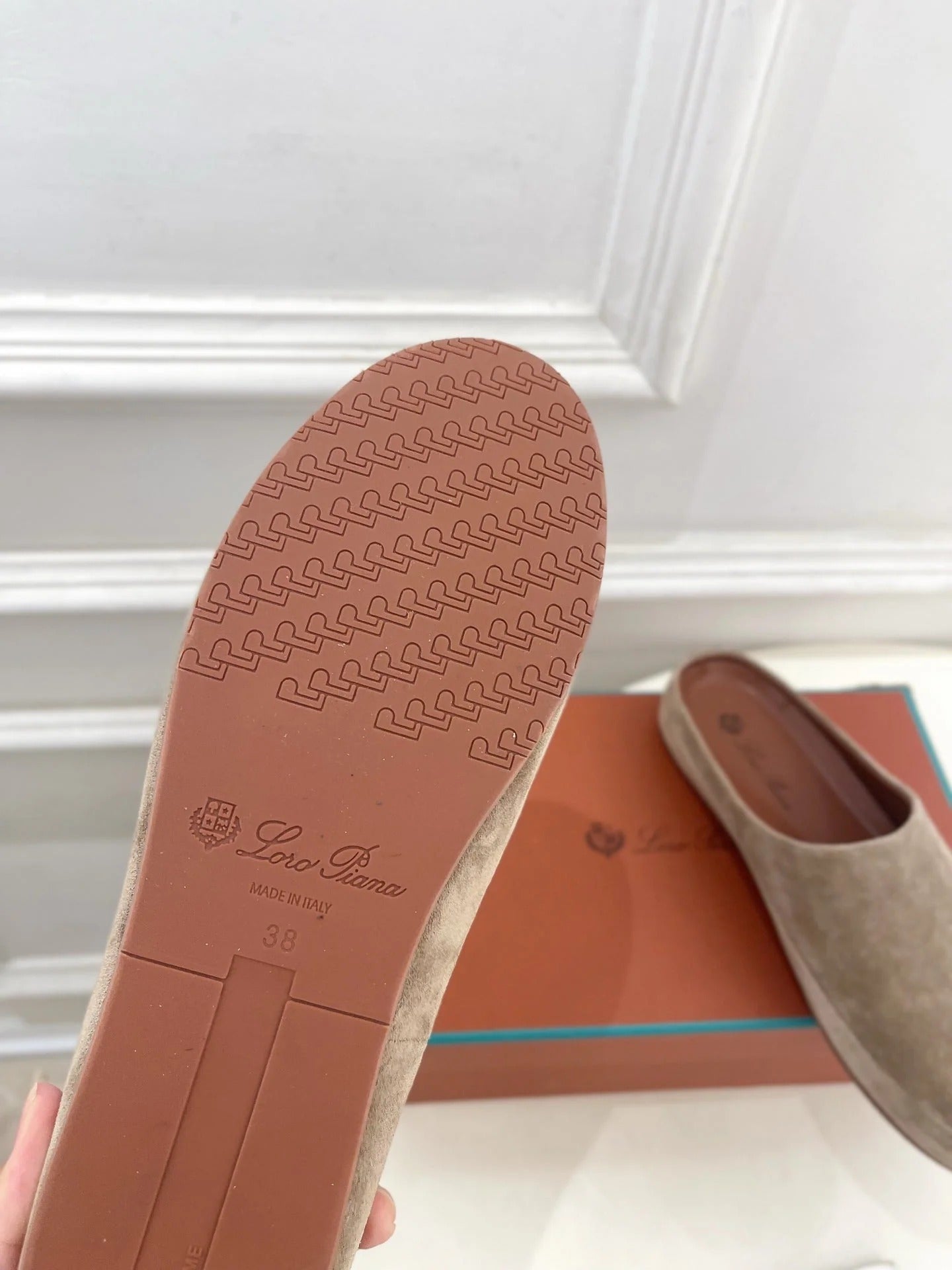 LP 25S MULES IN MOCHA BROWN SUEDE