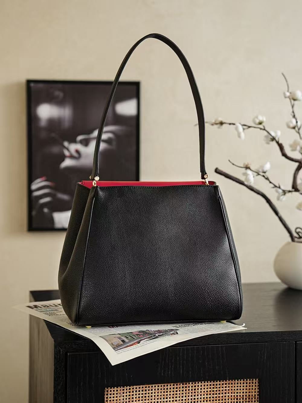 Chanel 2026 Shopping Bag 30cm Black Red lambskin