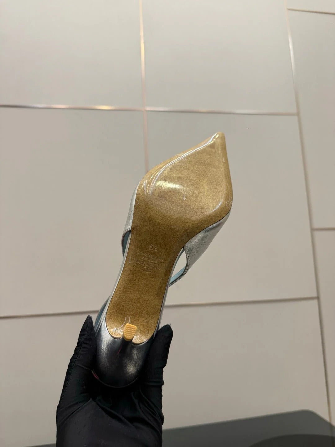 VT 26s Heart-Shaped Slingback 80 Blue Sheepskin