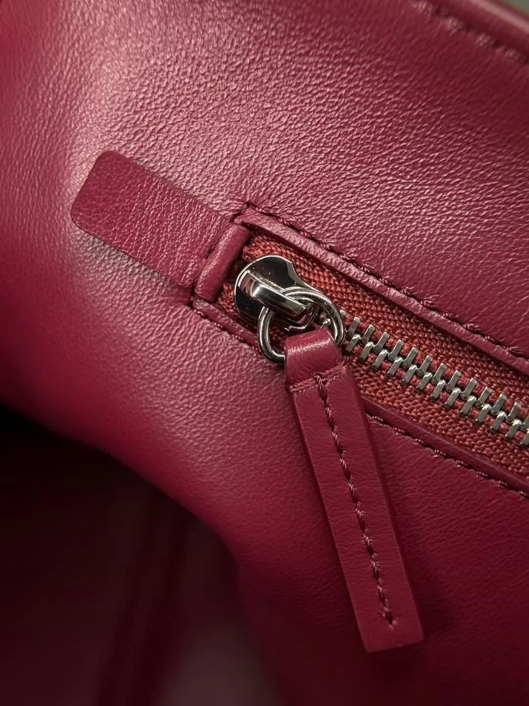 Chanel 2026 Maxi Flap Bag 38.5cm Burgudny Calfskin