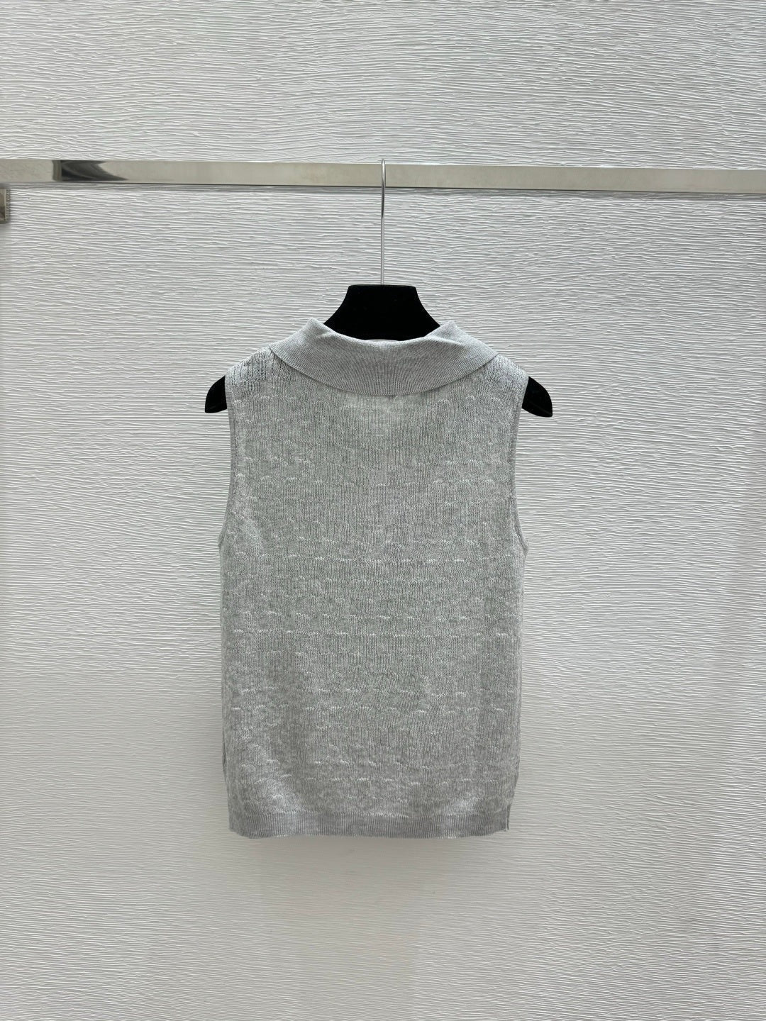 Chanel 2026 Collared Knitted Vest Tencel Wool 294904