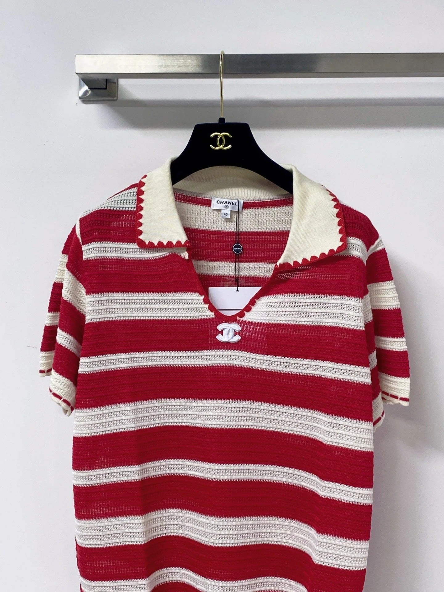 Chanel 2026 Short-Sleeve Shirt Red Cream Cotton 705313
