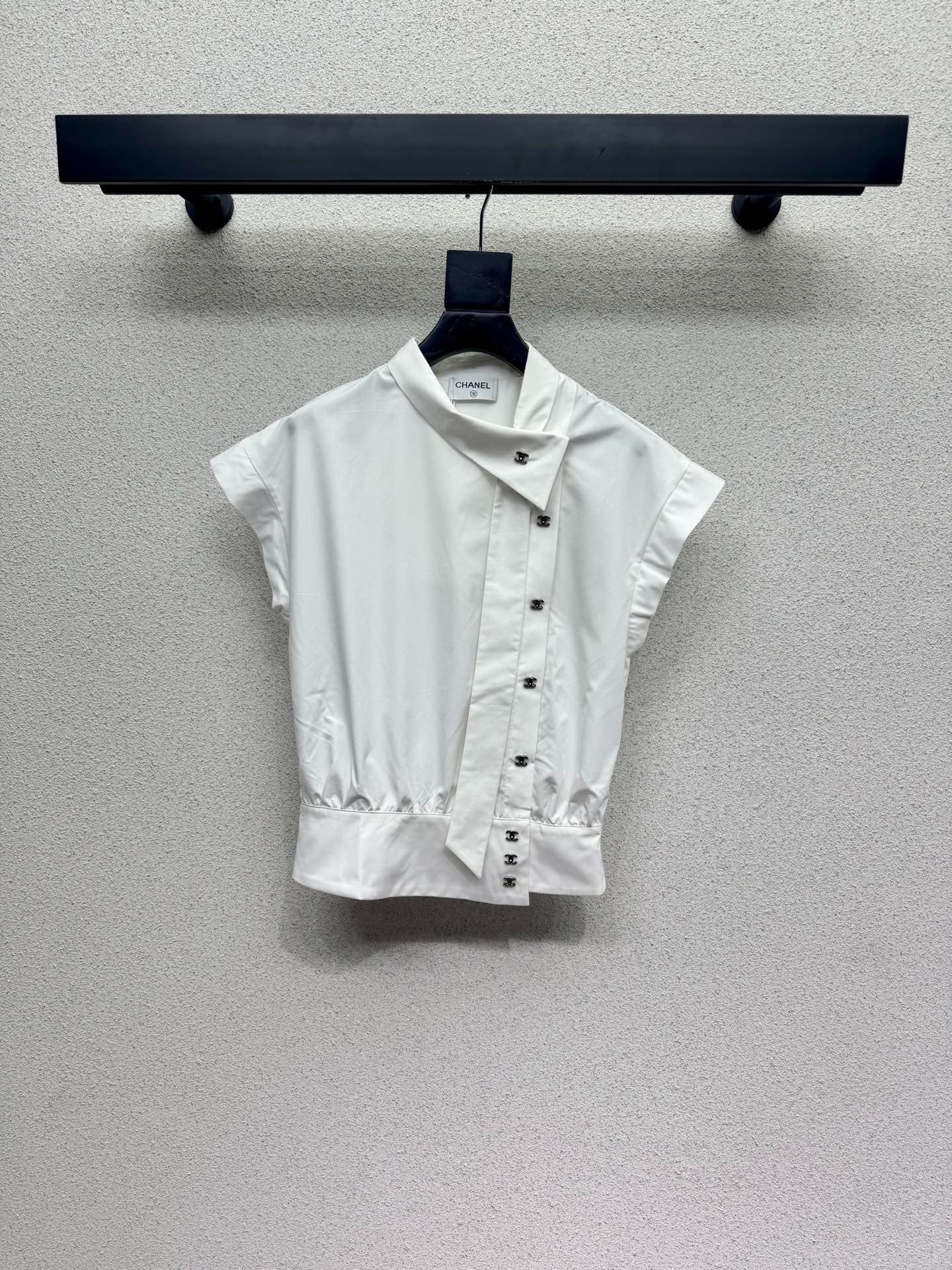 Chanel 2026 Sleeveless Shirt Cotton 402697