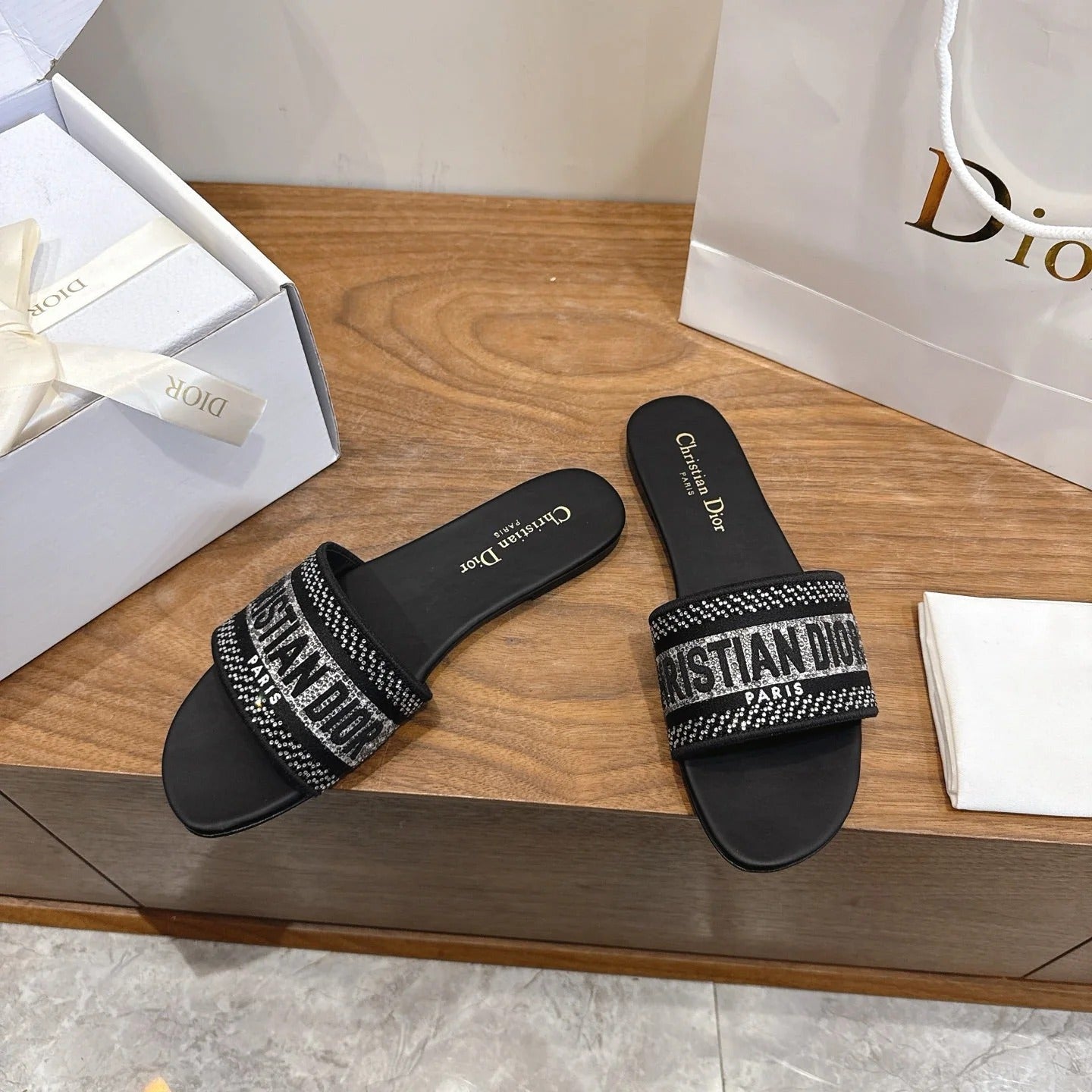 CD 26s Embroidered Sandals Black Canvas Leather 685617