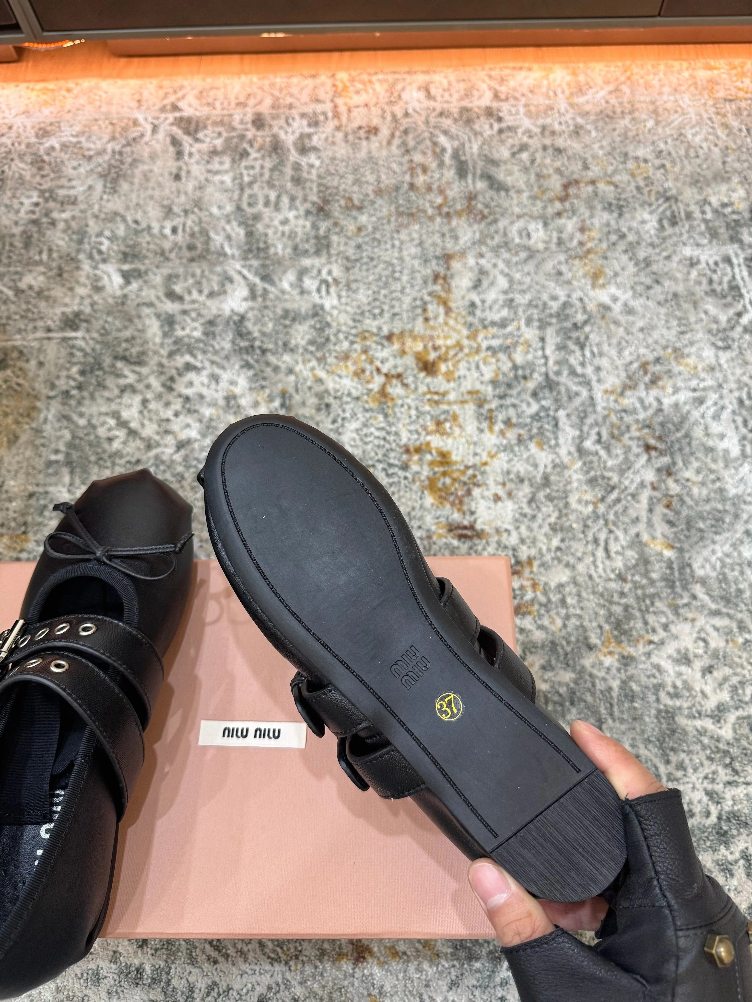 Miumiu 26ss Mary Janes Ballet Flat Black Cowhide 709812