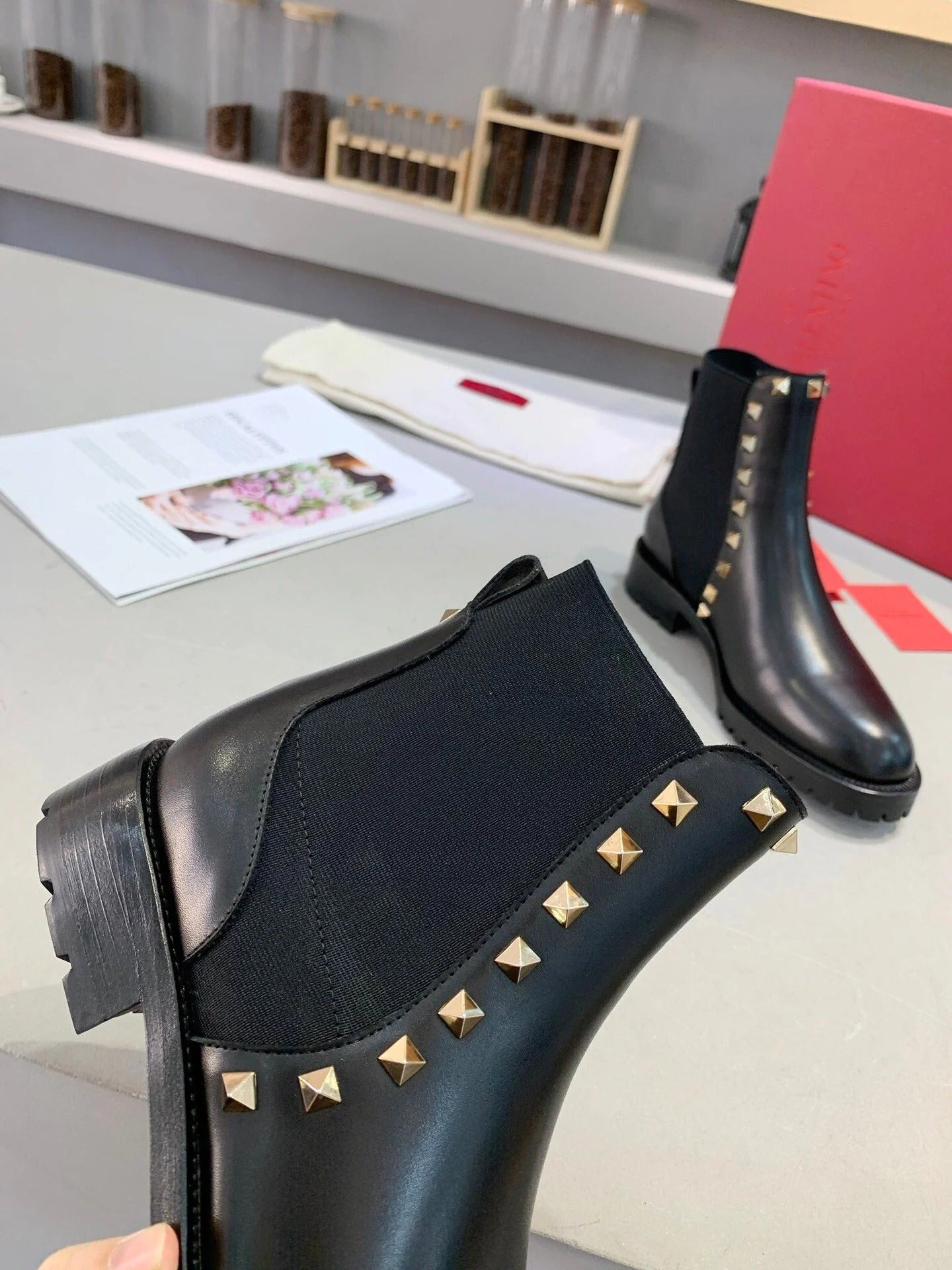 Valentino Women Rockstud Chelsea Boots Black Calfskin 875611