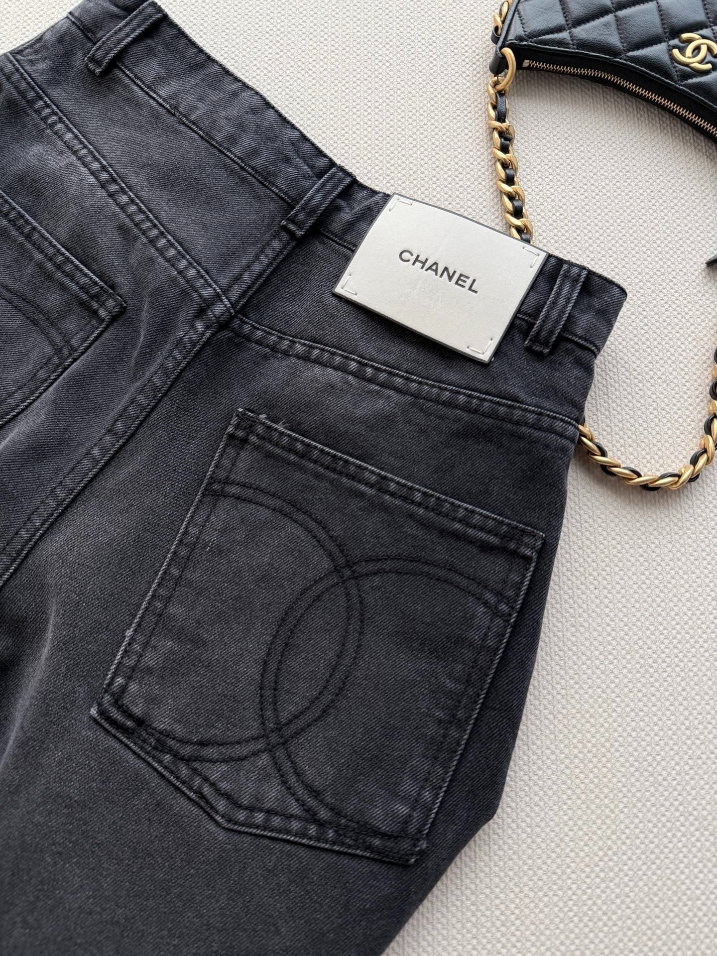 Chanel 2026 Wide-Leg Jeans Black Cotton 635824