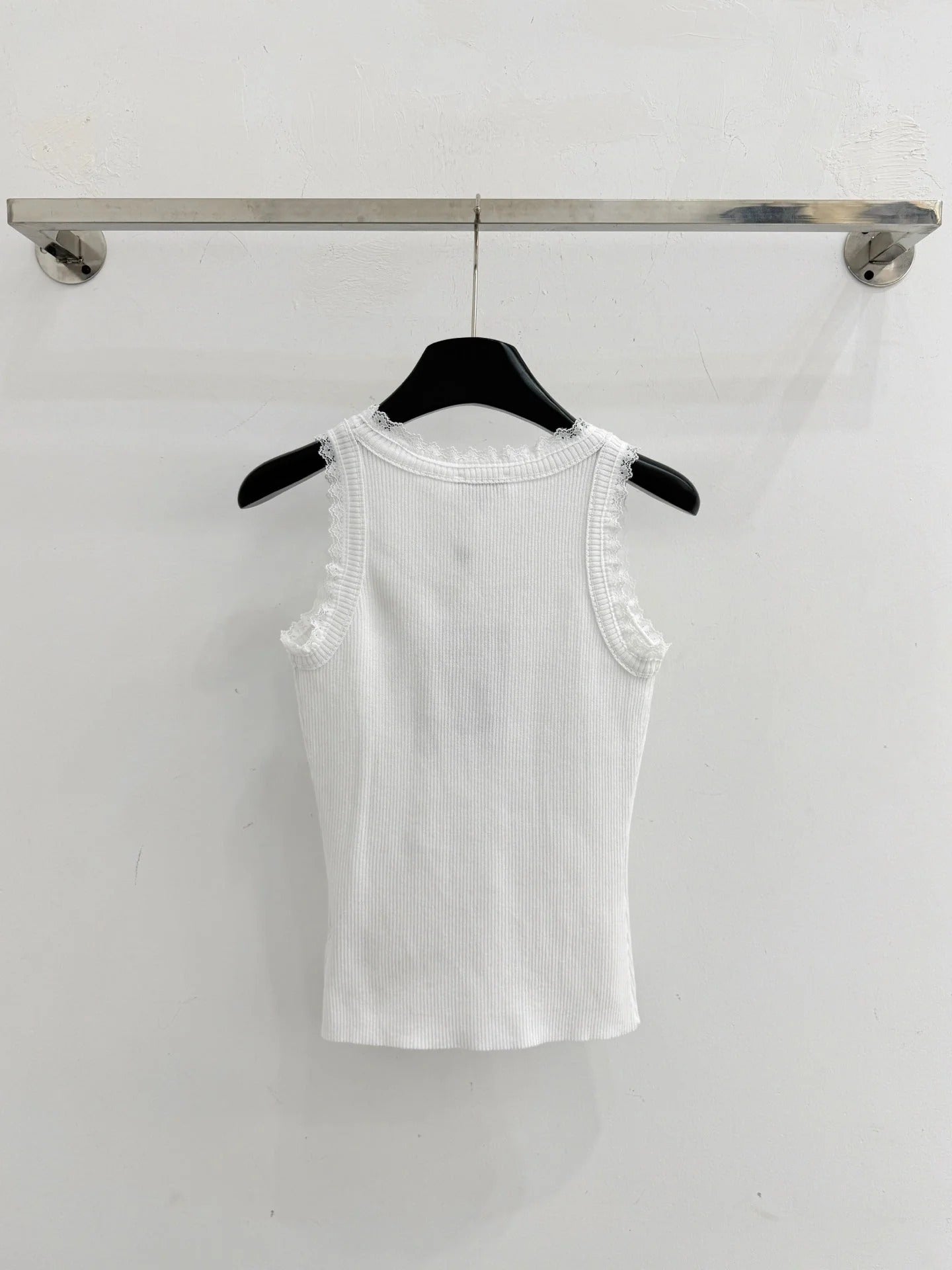 Chanel 2026 Lace-trimmed Knit Vest with Double C Embroidery Polyester Viscose 341227