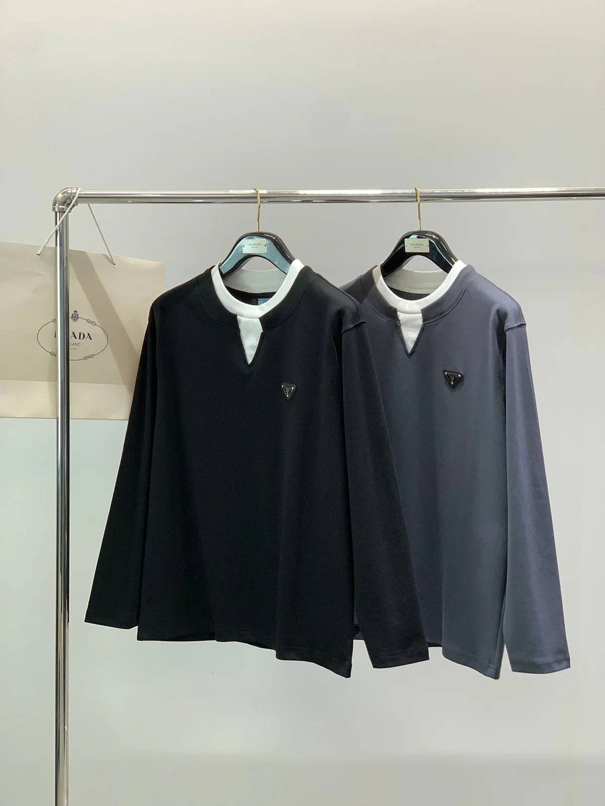 PRADA 25S LONG-SLEEVE T-SHIRT 545