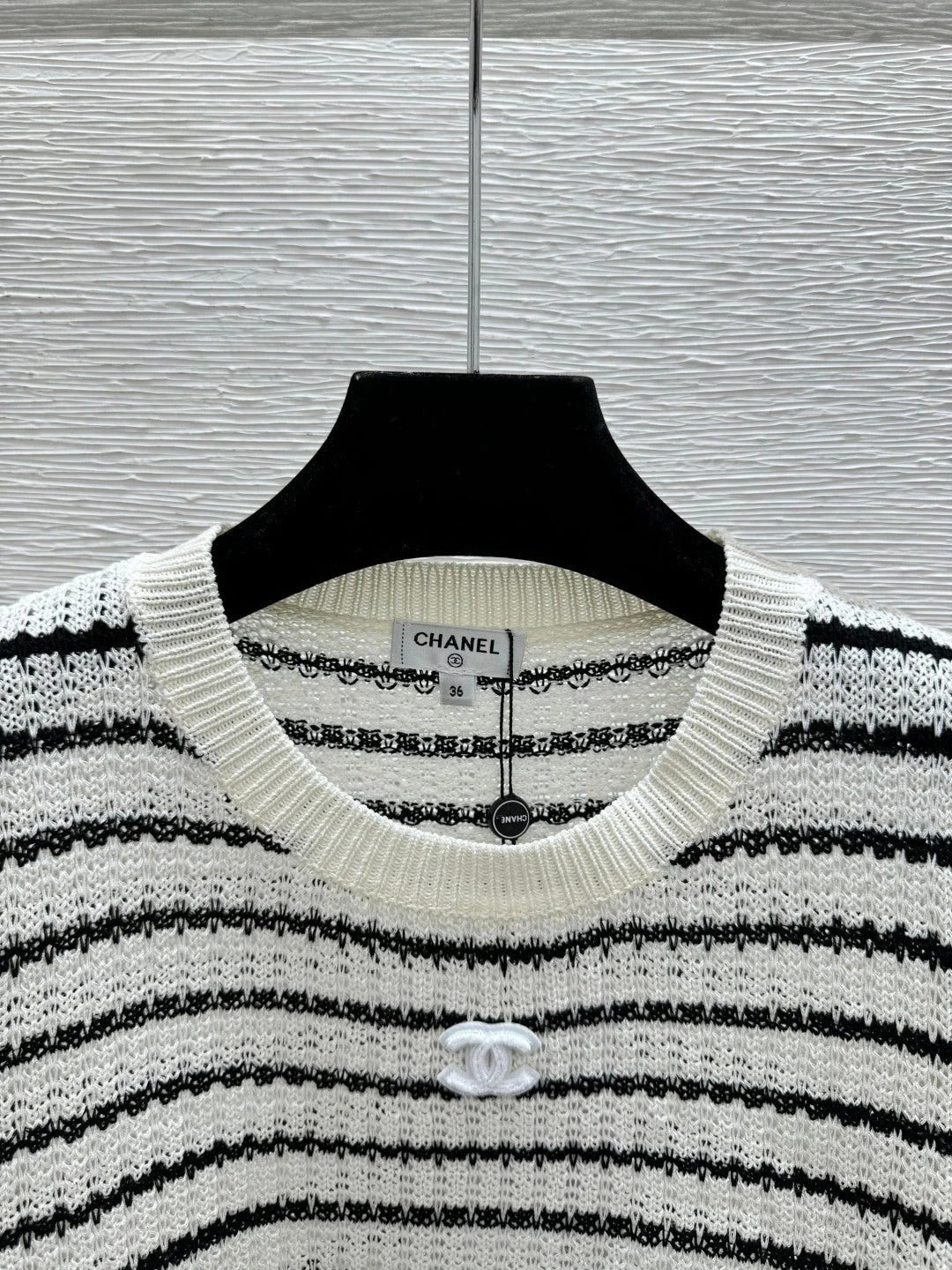 Chanel 2026 Striped Crew Neck Knit Short-Sleeve T-Shirt Cotton 397732