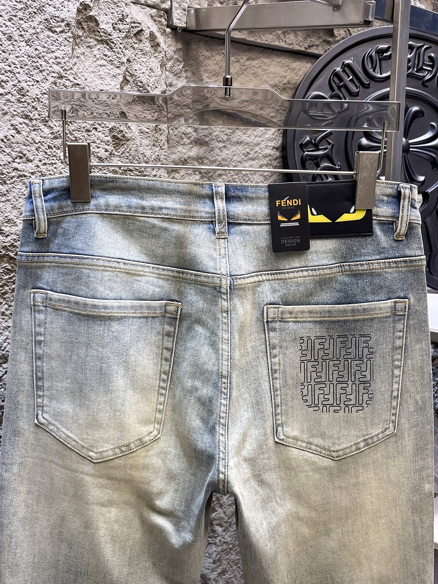 Fendi 2026 Men's Jeans Light Wash Denim 804370
