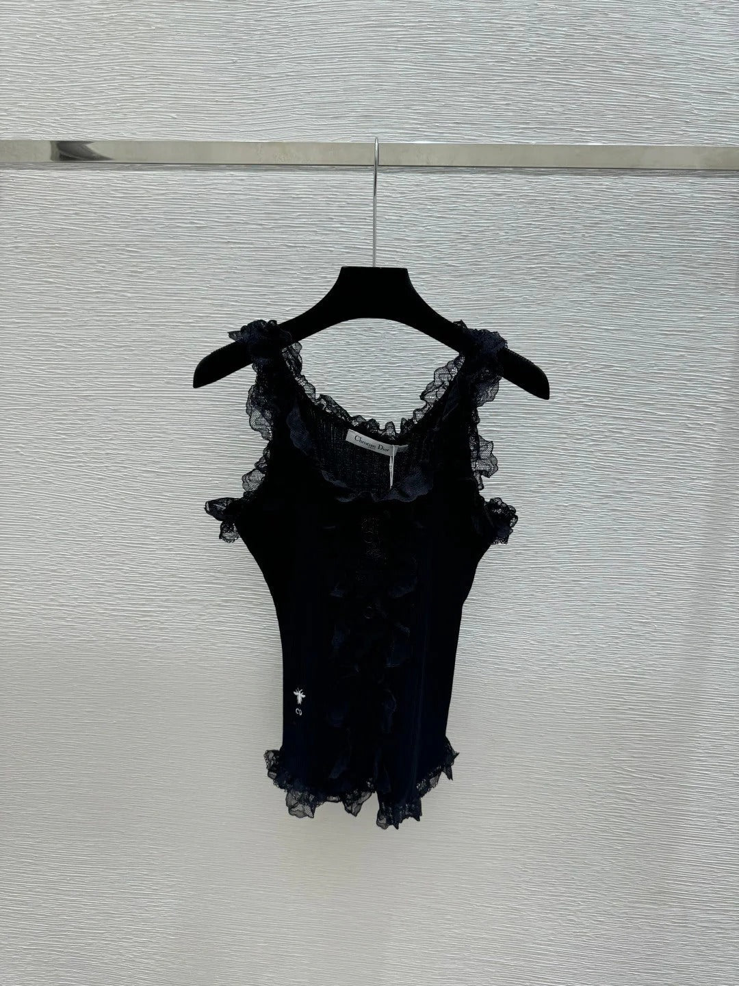 Dior 2026 Ruffled Lace Knitted Vest Cotton Wool 377974