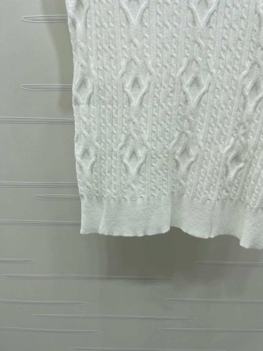 Chanel 2026 Crew Neck Cable Knit Vest Cotton 677762