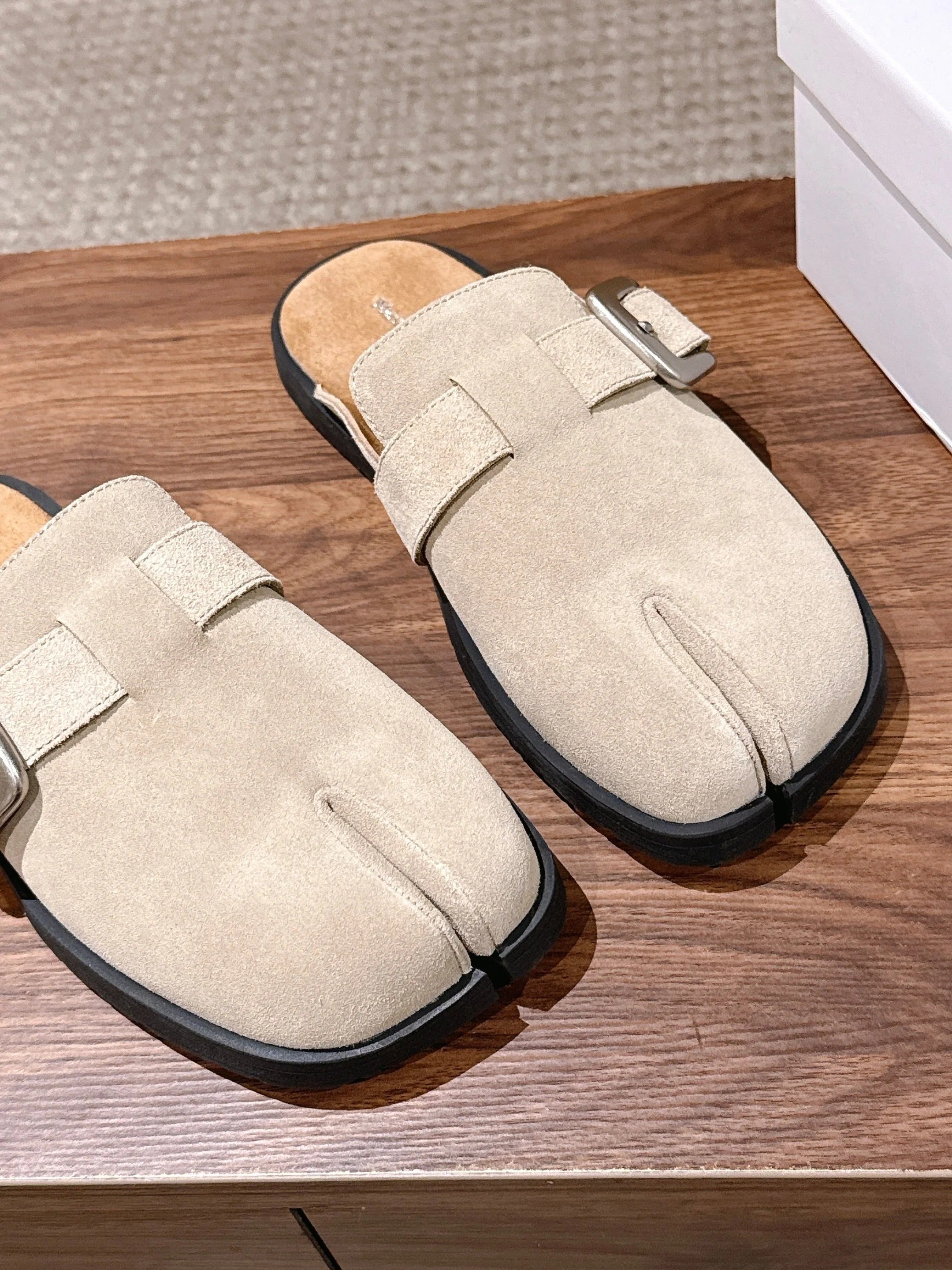 Maison Margiela 2026 Buckle Slipper Suede Leather 921762
