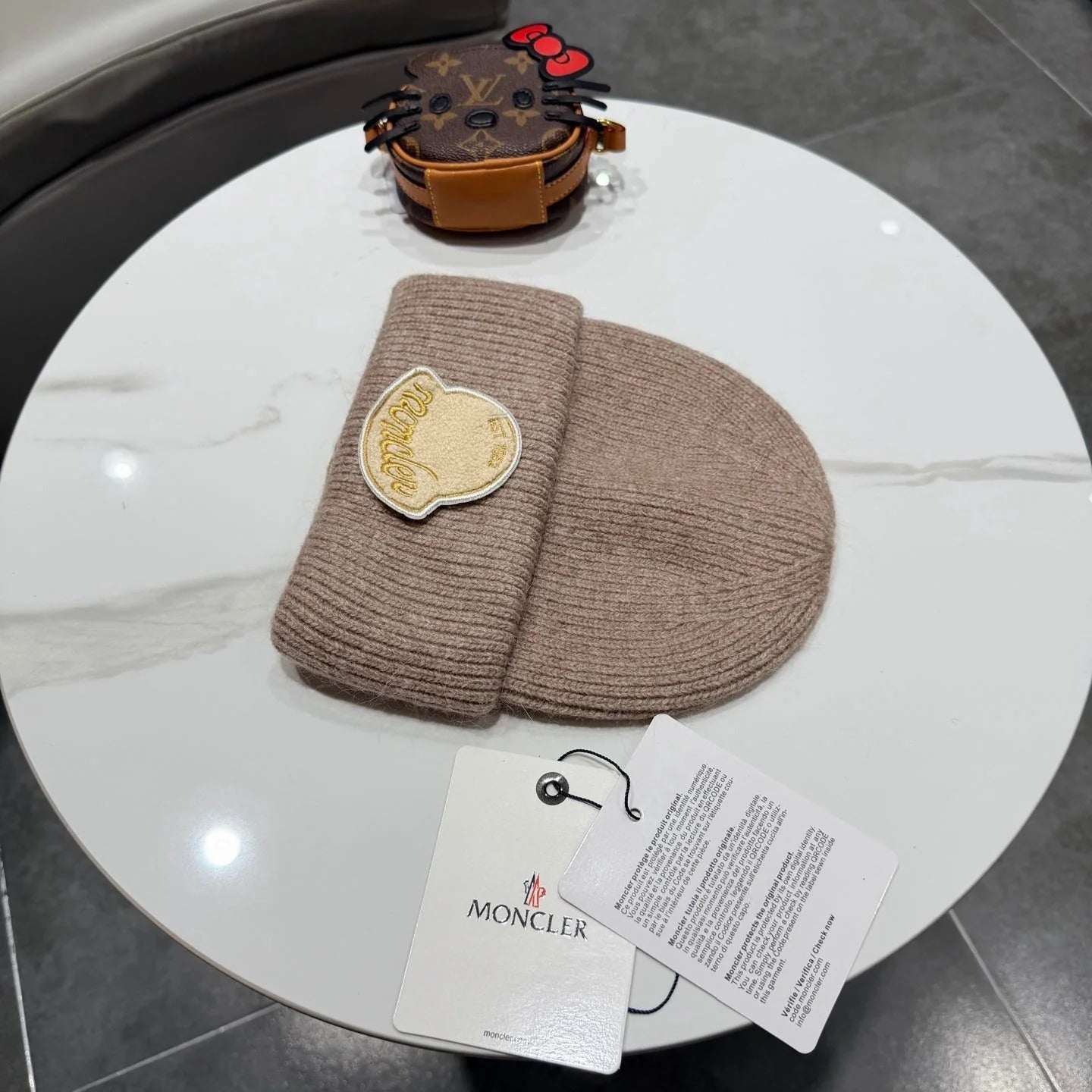 Moncler Logo-patch Beanie 435073