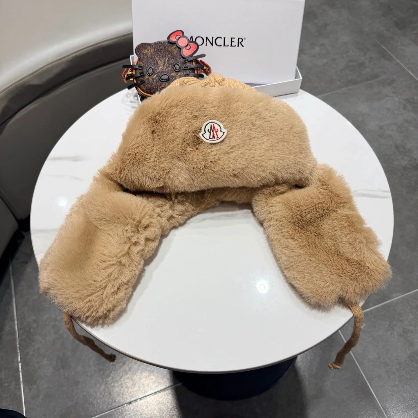 Moncler Lei Feng Hat 436937