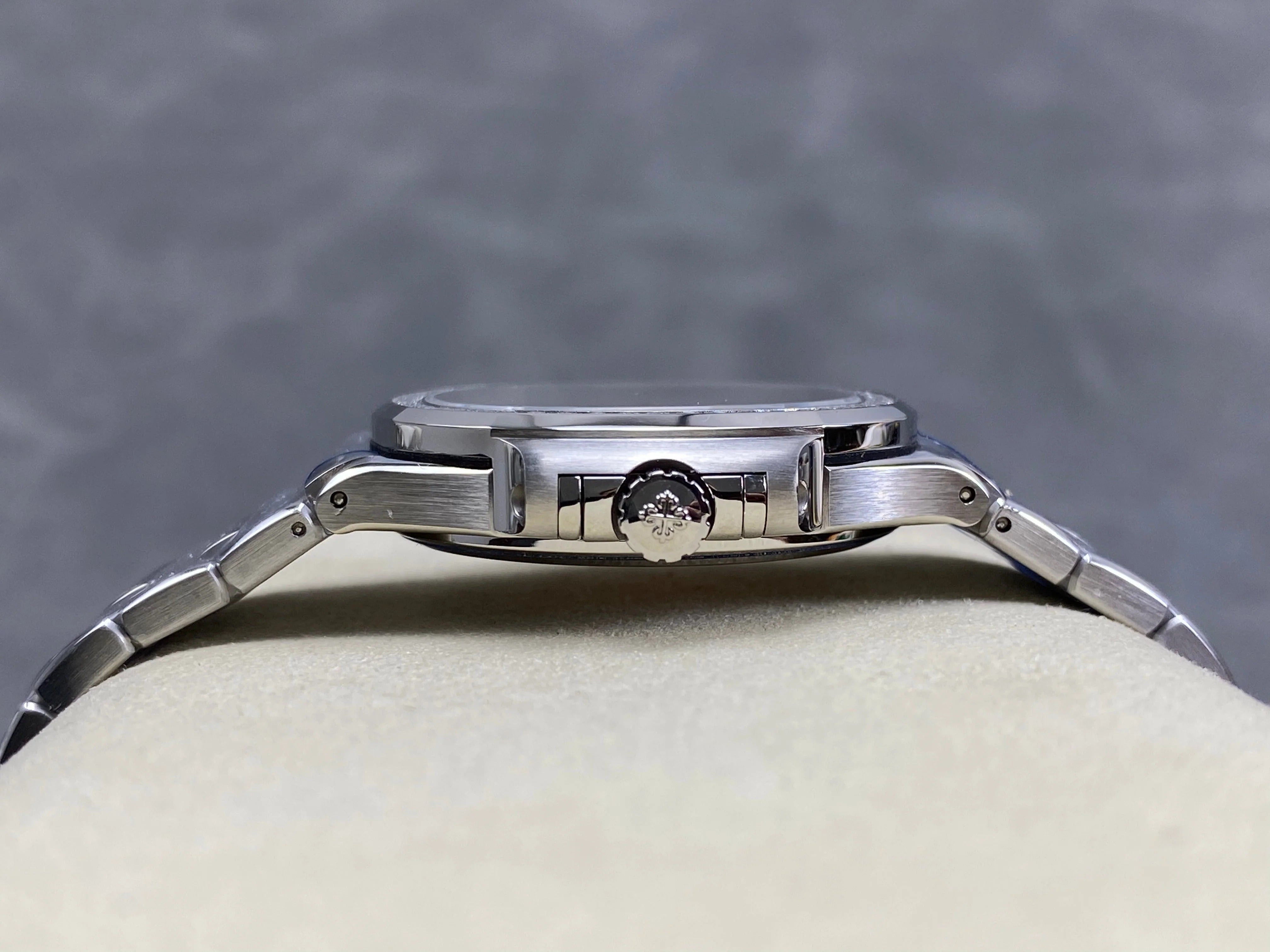 Patek Philippe Nautilus 35mm Black Gray Dial Sliver Case Diamond Bezel