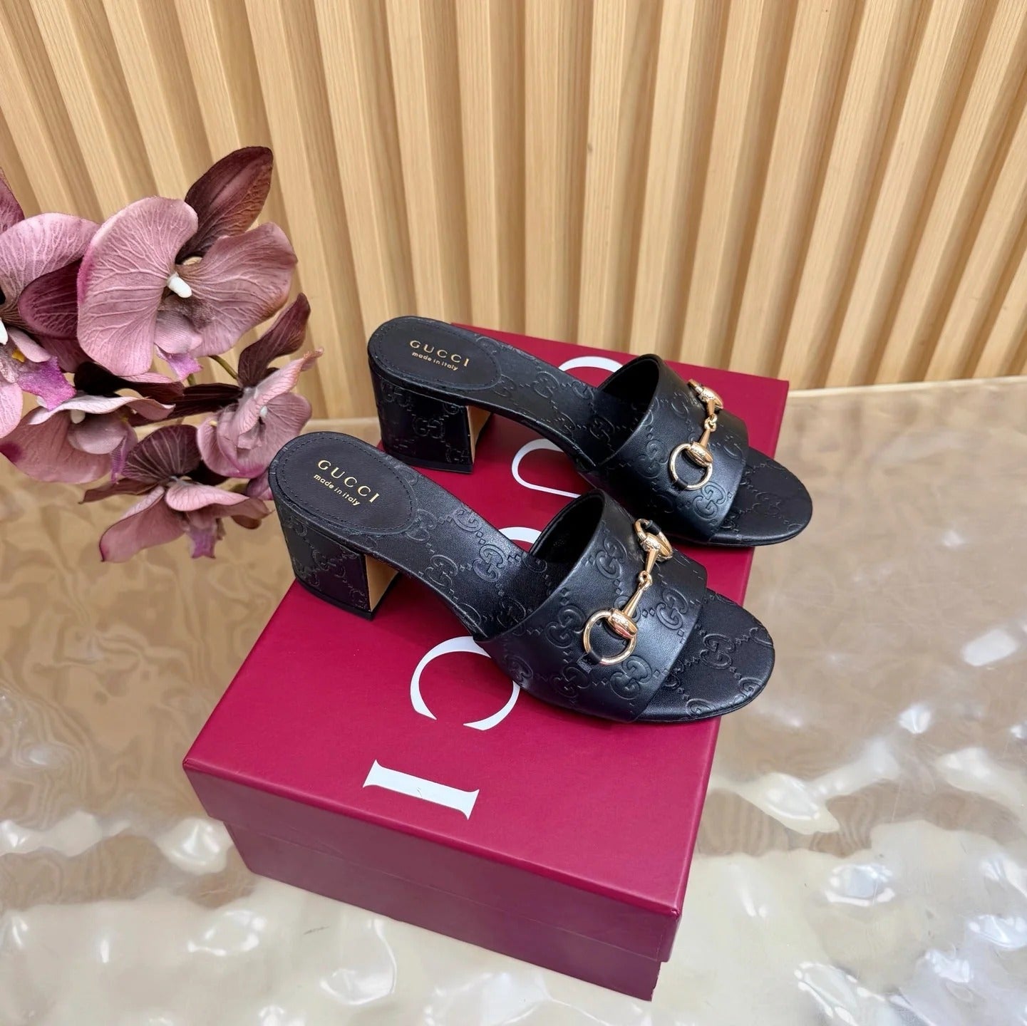 GG 26ss Chunky Heel Sandals 55 Cowhide Double G Embossed