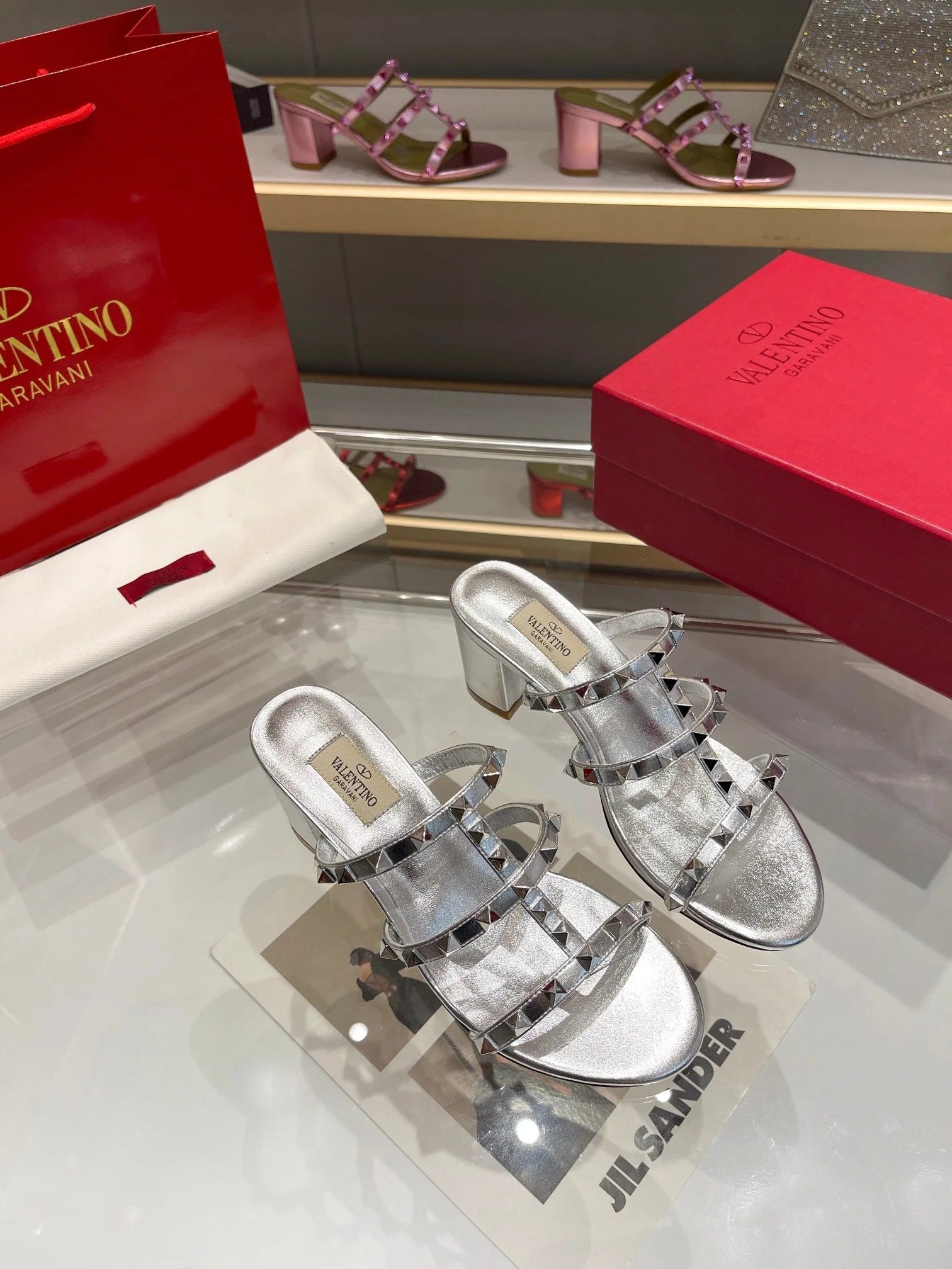 VT 26s Garavani Rockstud Slide Sandal Silver Cowhide 175602