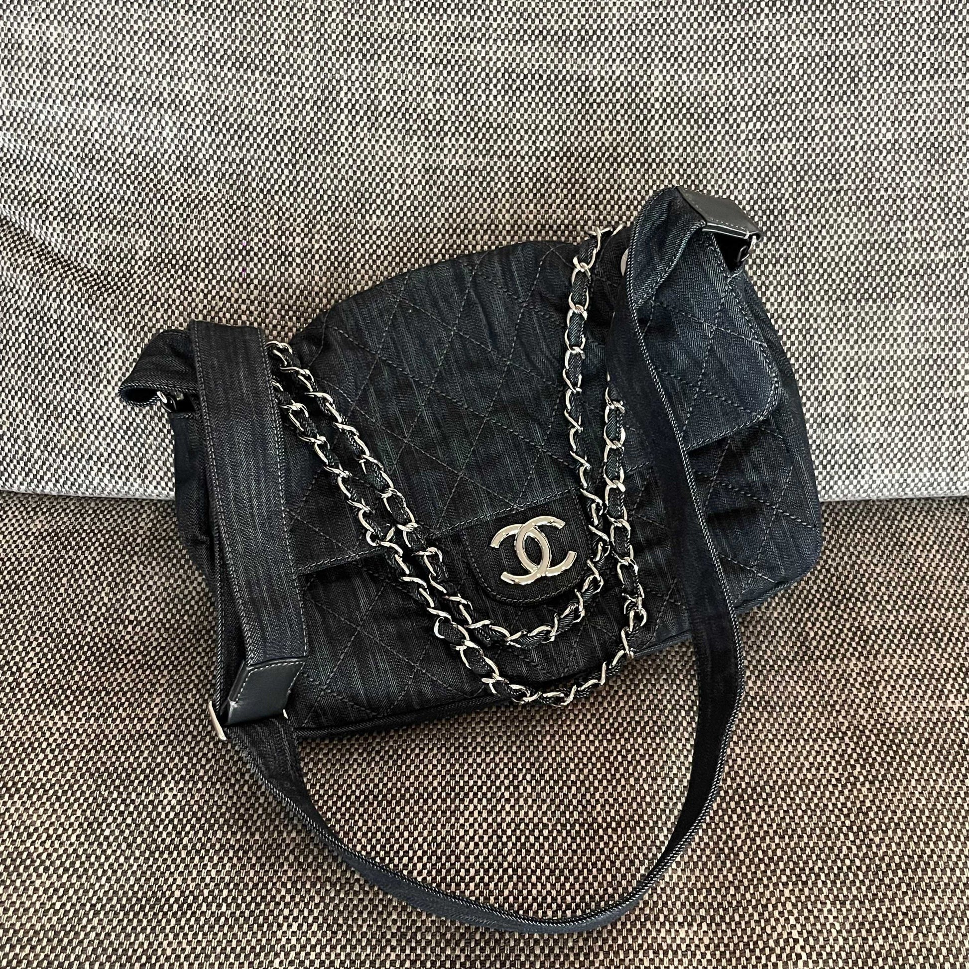 Chanel 2026 Stretch Spirit Messenger Bag Black Denim