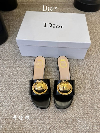 CD 26A Slippers 40 Cannage Embroidered Cowhide Gold Logo
