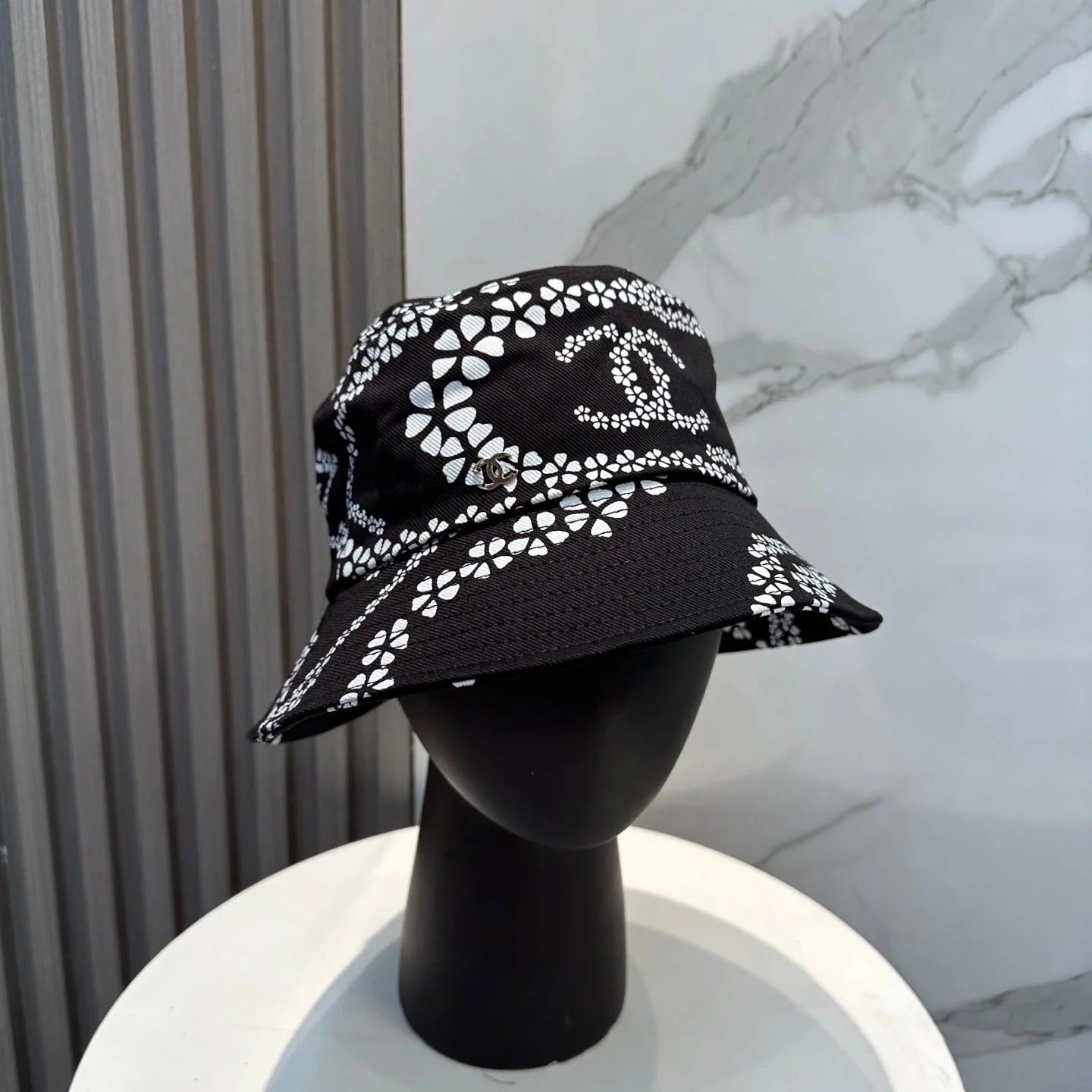 Chanel Bucket Hat With CC Logo And Floral Pattern Cotton 237371
