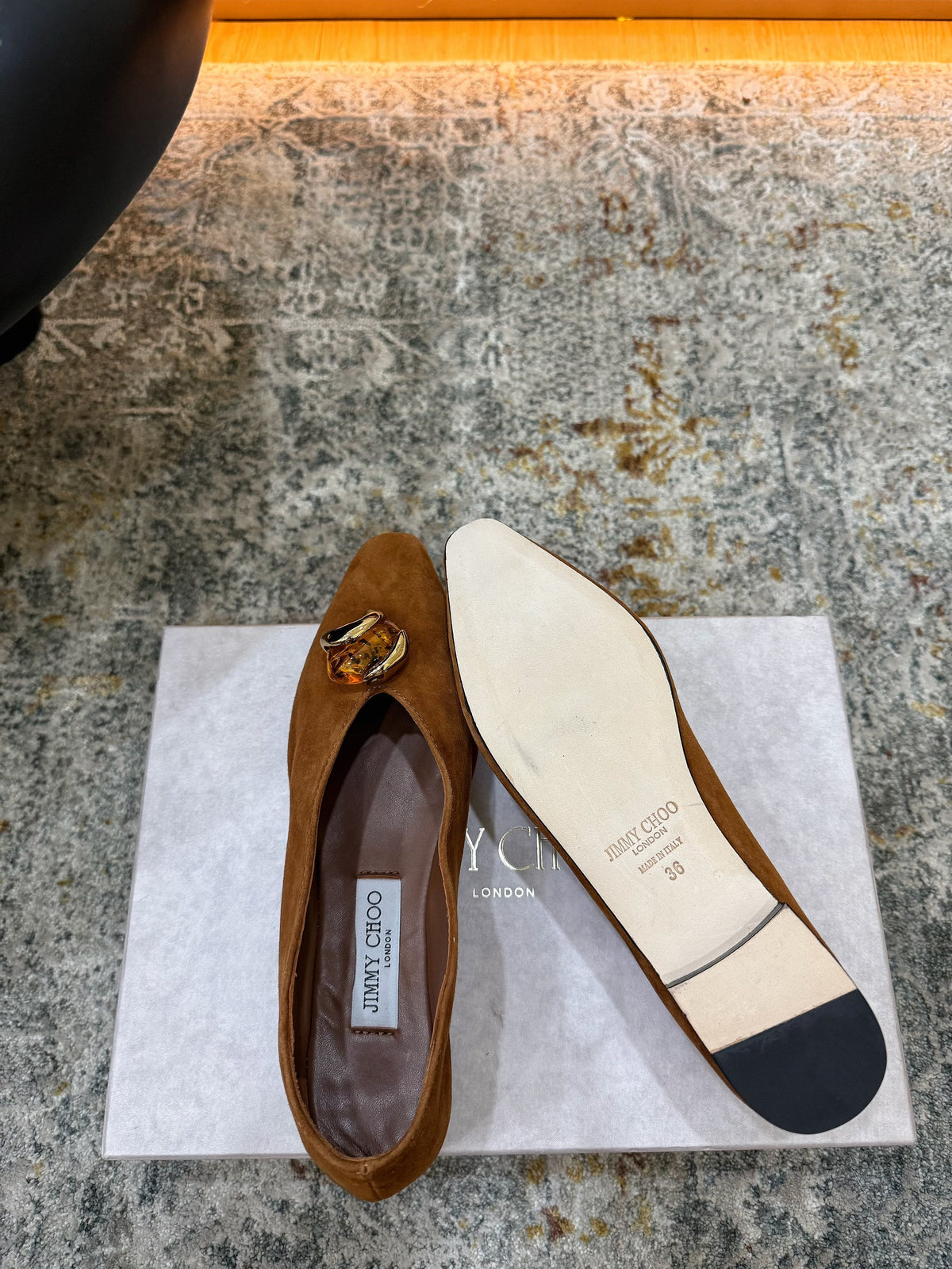JC 26s Margot Flat Tan Suede 996482