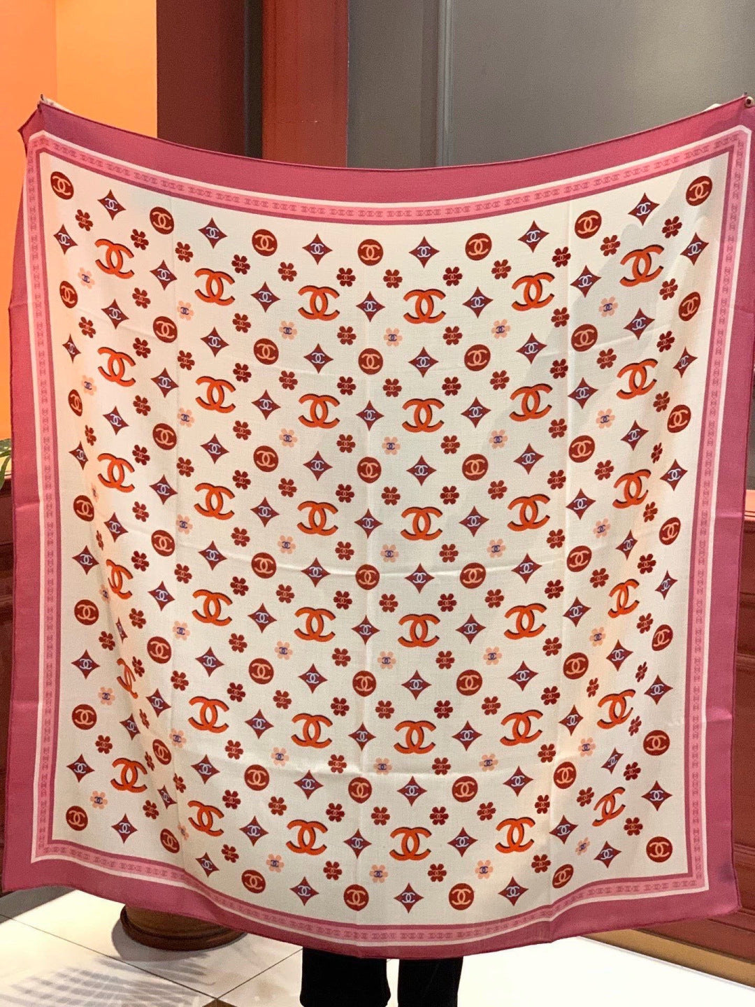 Chanel 26s Scarf 140 In Cashmere Silk 306123