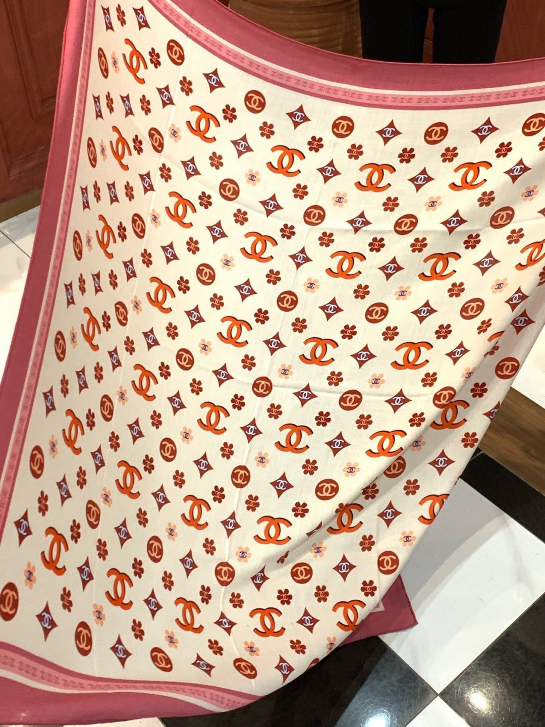 Chanel 26s Scarf 140 In Cashmere Silk 306123