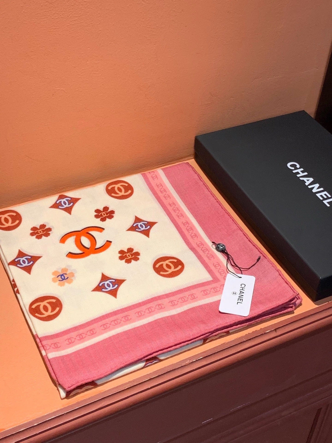 Chanel 26s Scarf 140 In Cashmere Silk 306123