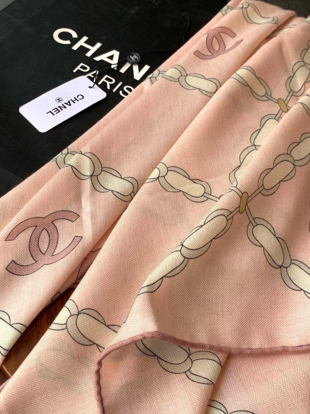 Chanel 26s Scarf 140 In Cashmere Silk 306125