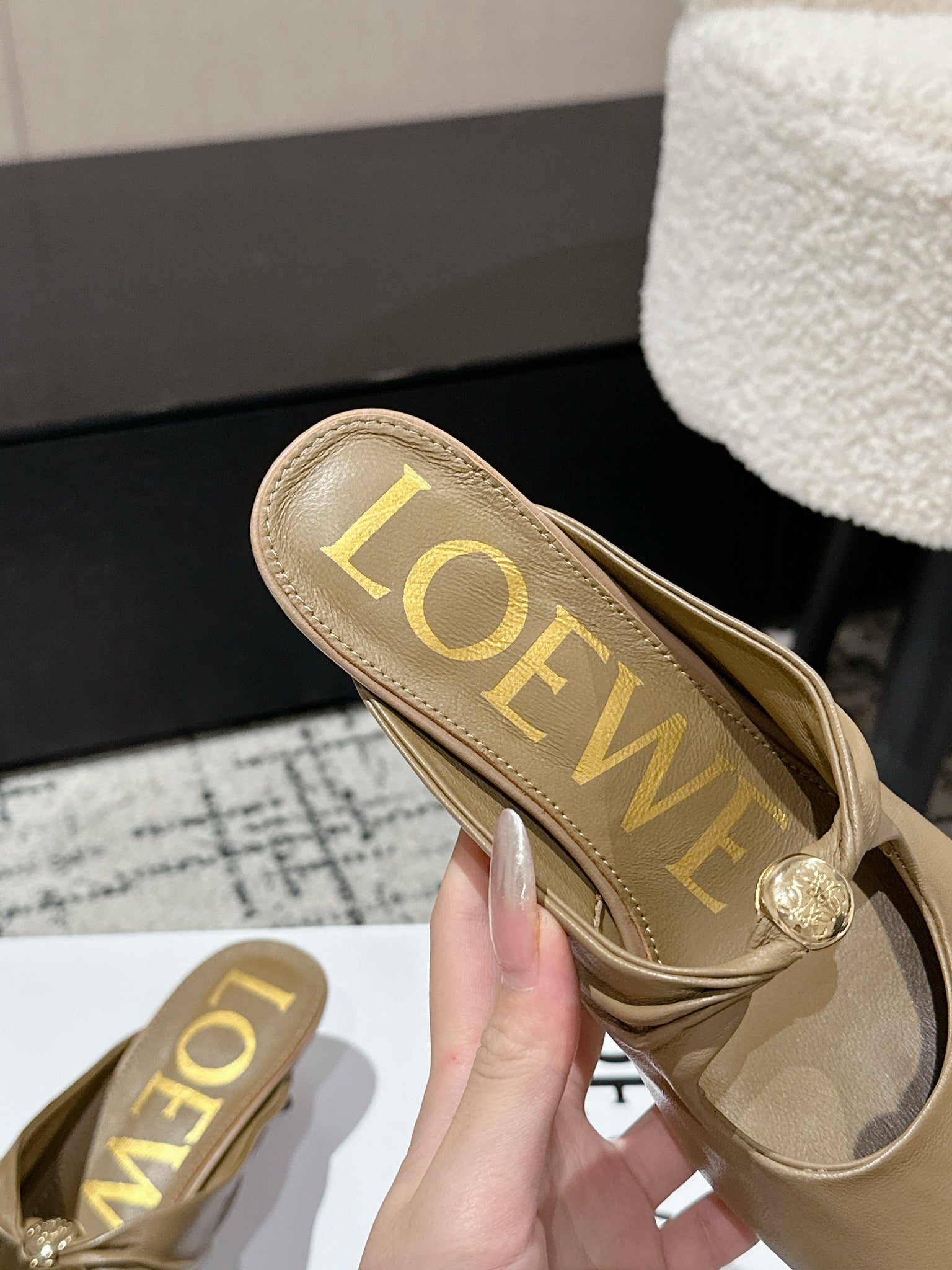 Chloé 26S High-Heeled Mules in Camel Brown Calfskin