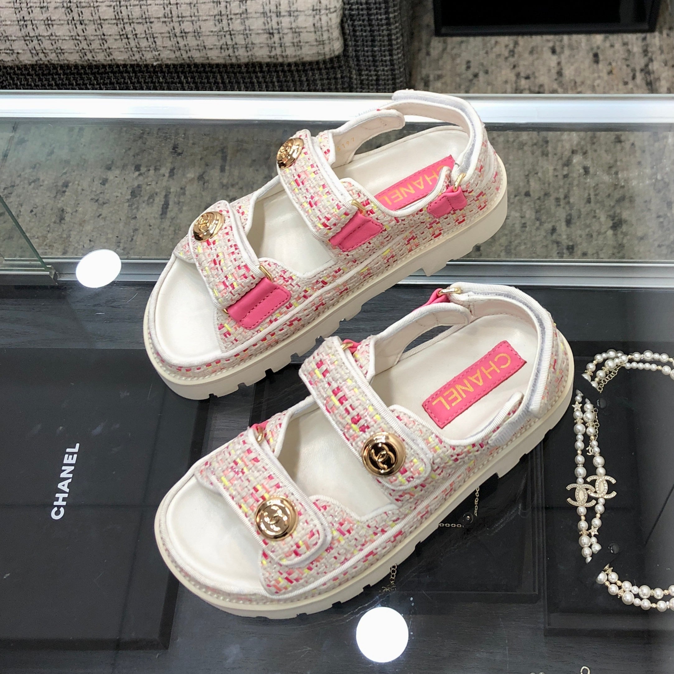 DAD SANDAL IN WHITE MIX BRIGHT PINK TWEED FABRIC