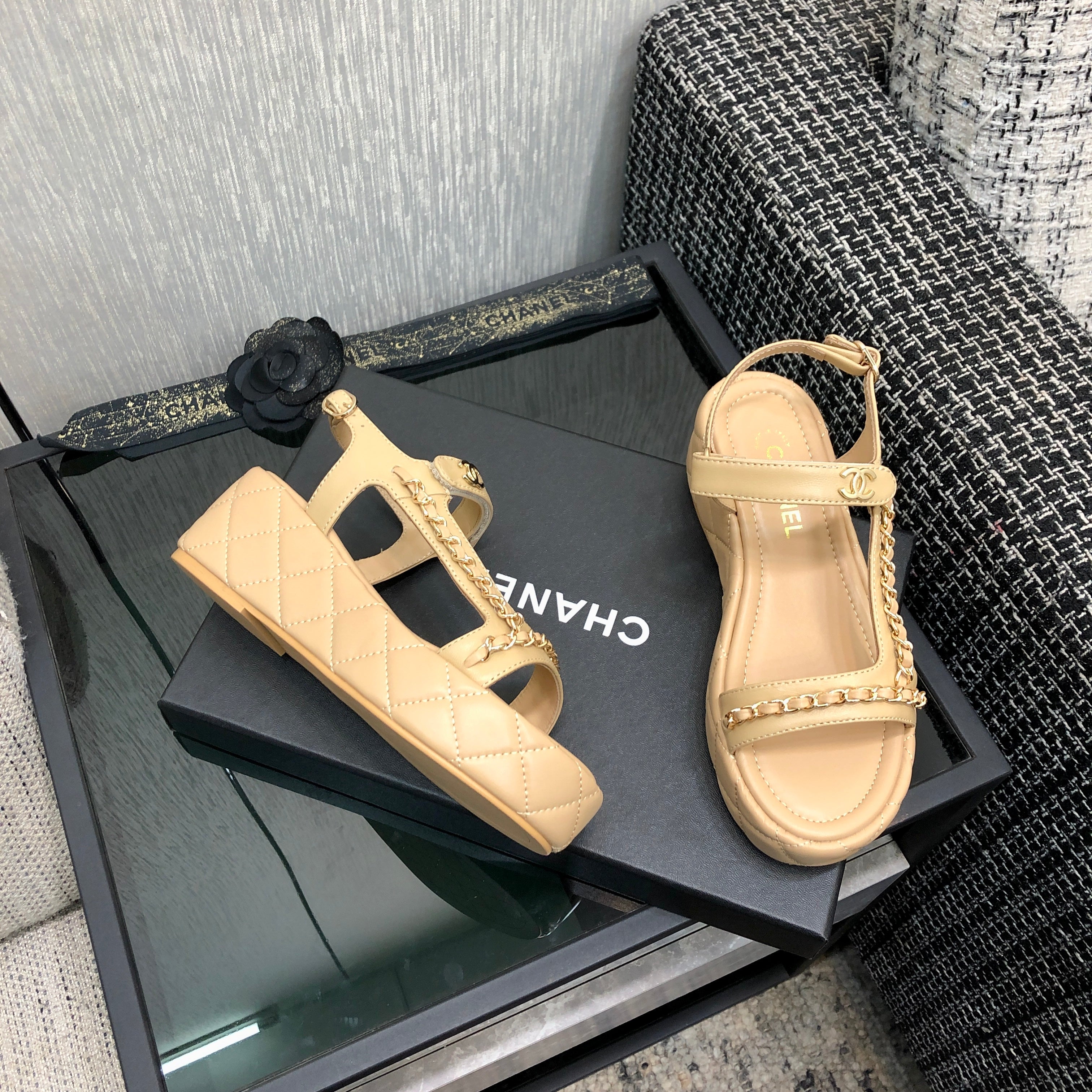 CC Platform Sandals Quilted Chain Beige Lambskin 602505