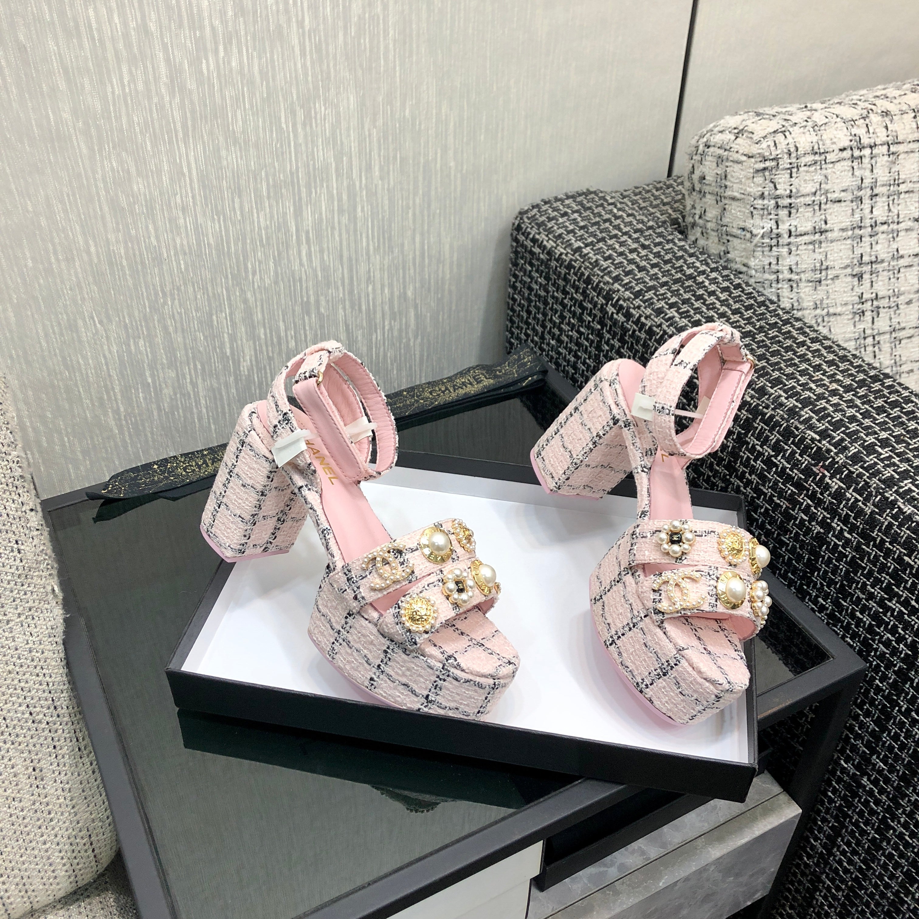 CC SS25 Sandals Tweed & Metal Pink & Black 602480