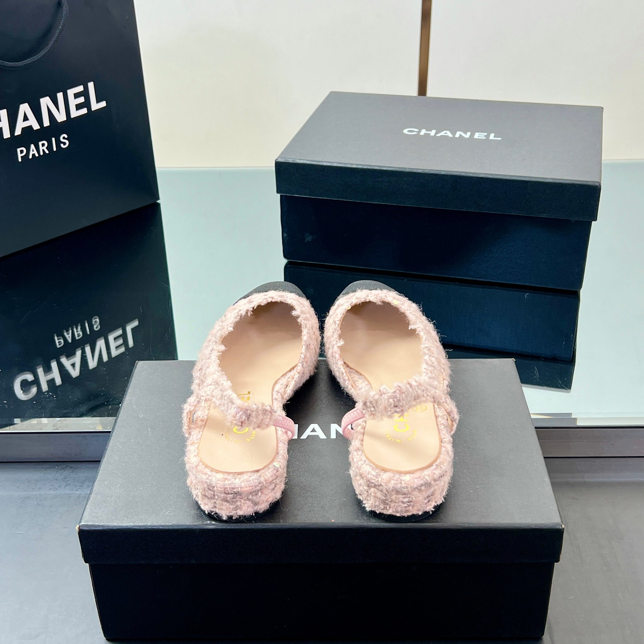 CC Slingback 2.5cm Light Pink Black Fabric Tweed