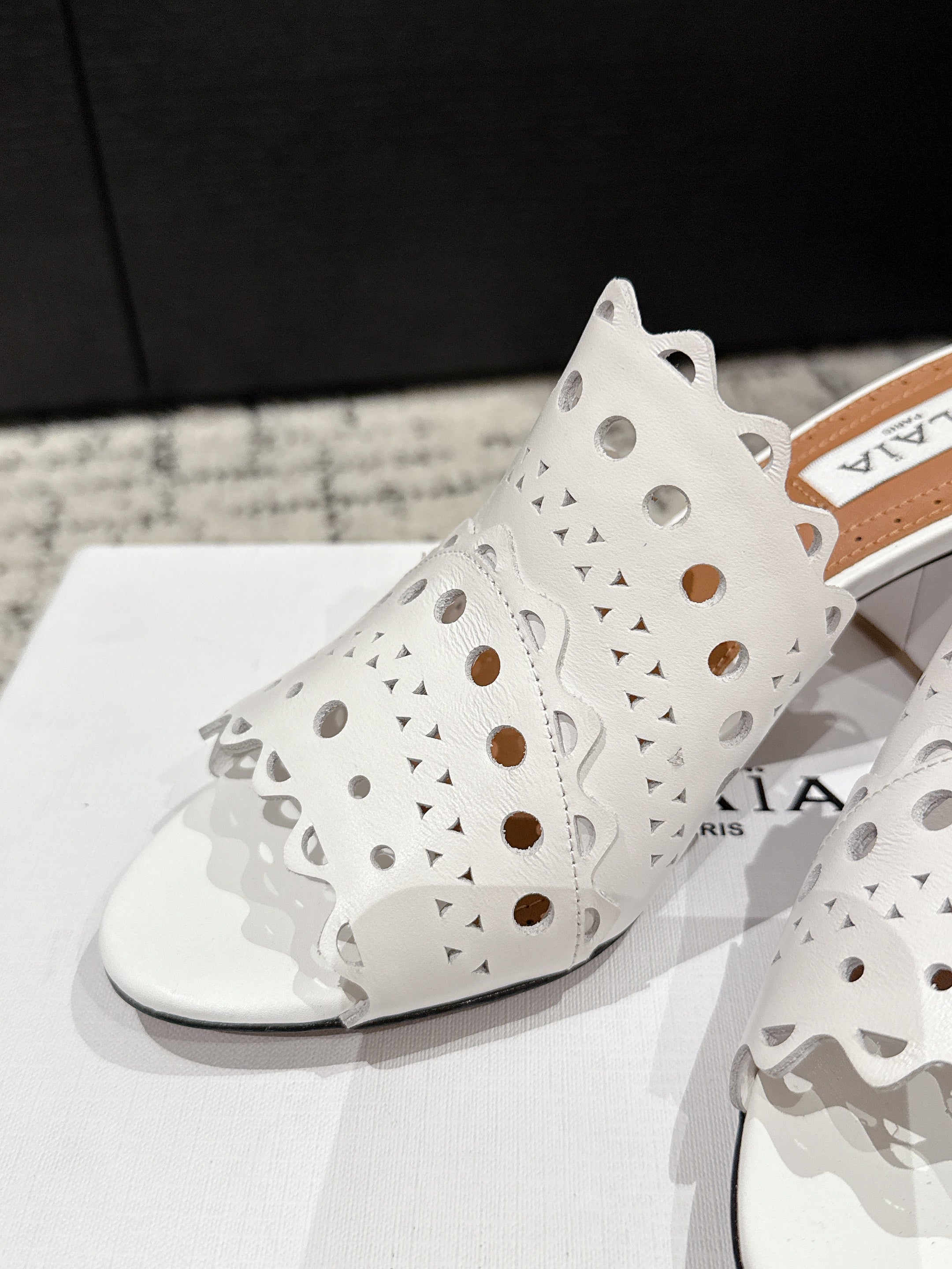 Alaia Vienne Mule Heeled Sandals 70mm White Leather 232504