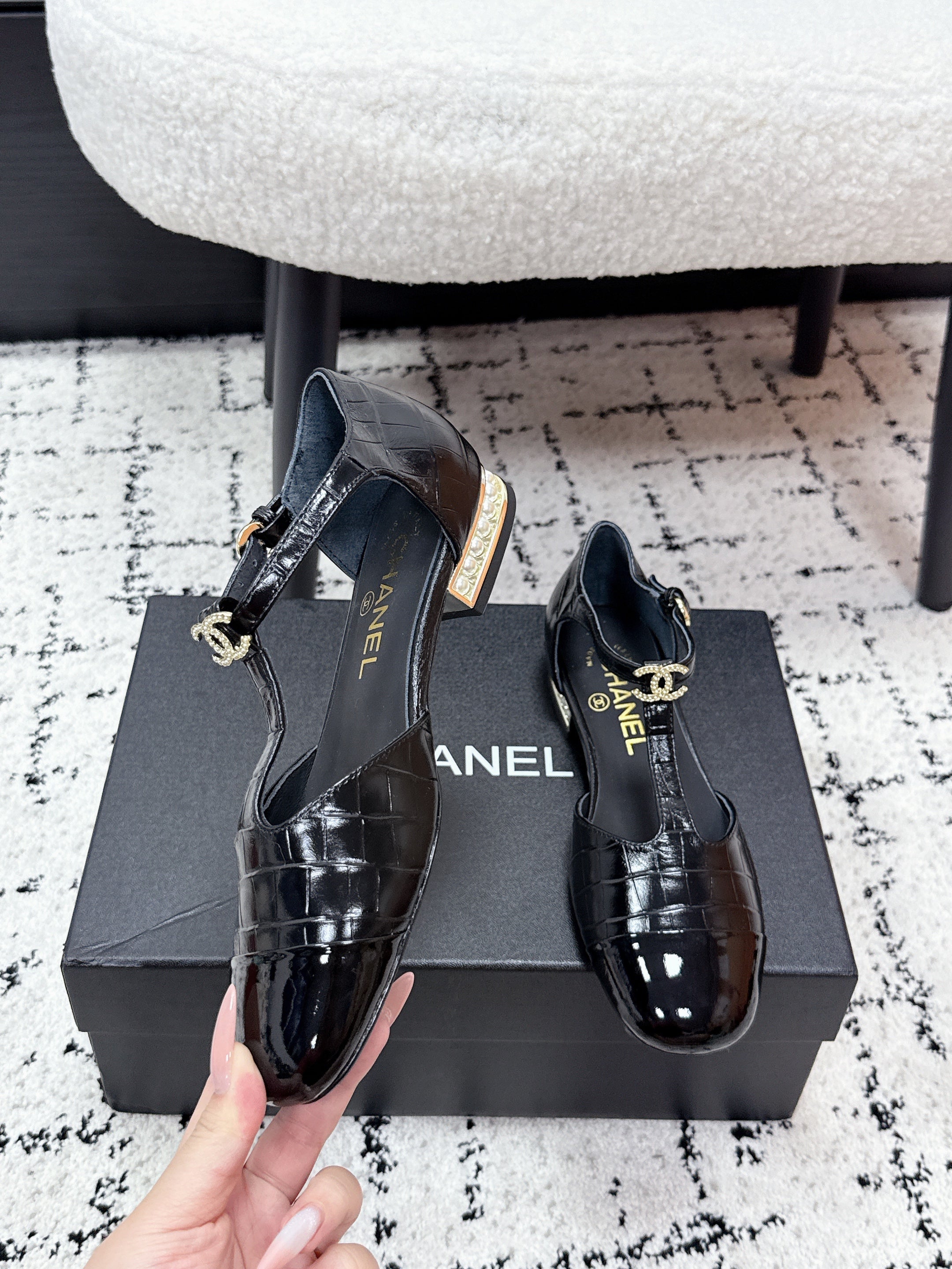 CC SS26 Mary Jane T Strap Black Crocodile Embossed Patent Calfskin 679019
