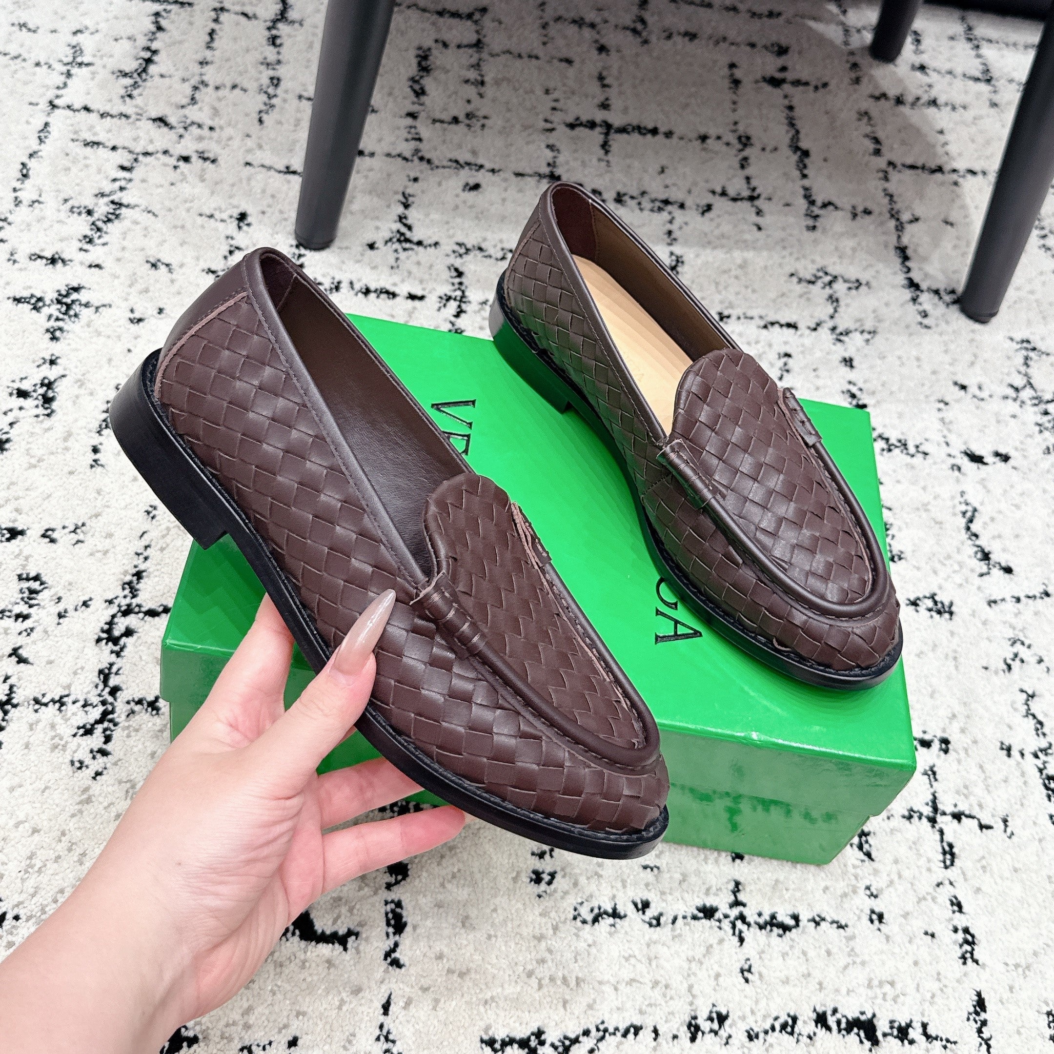 BV Silenzio Loafer Coffee Woven Leather 769991