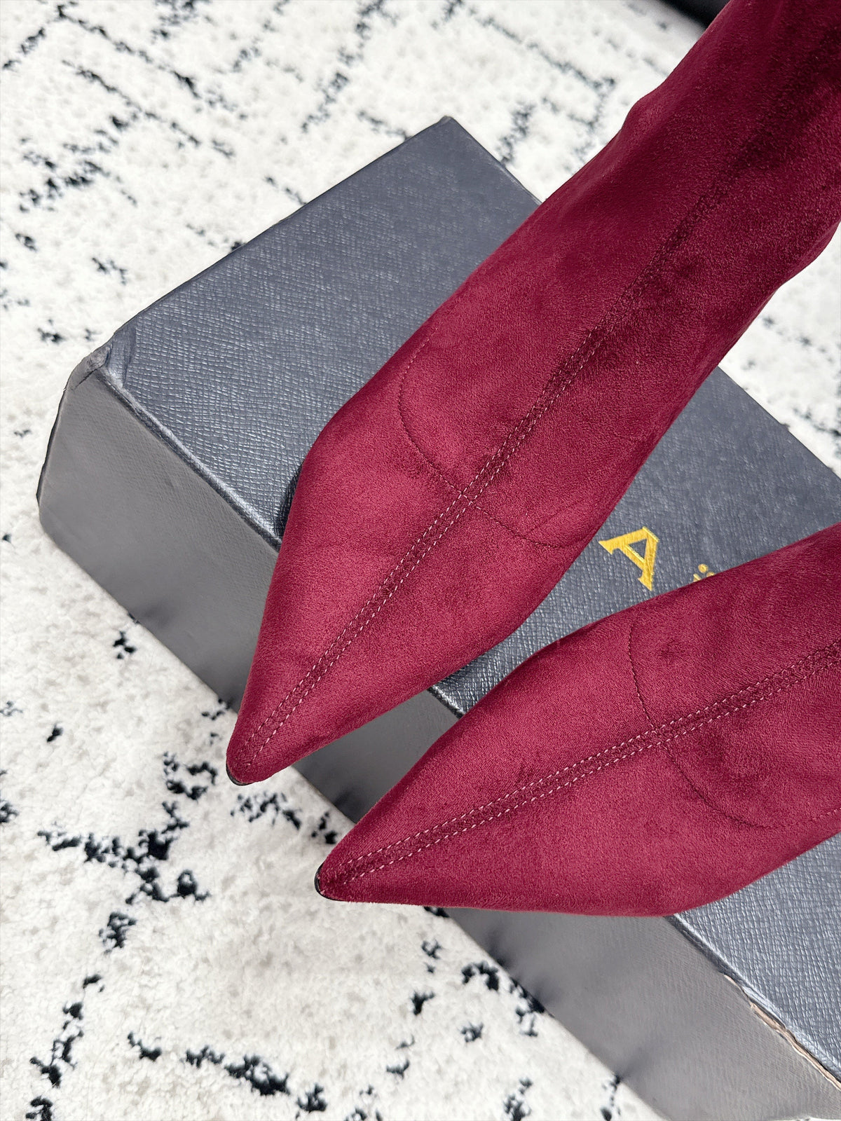 Alaia 26s Ankle Boots 5.5cm Burgundy Suede 194431
